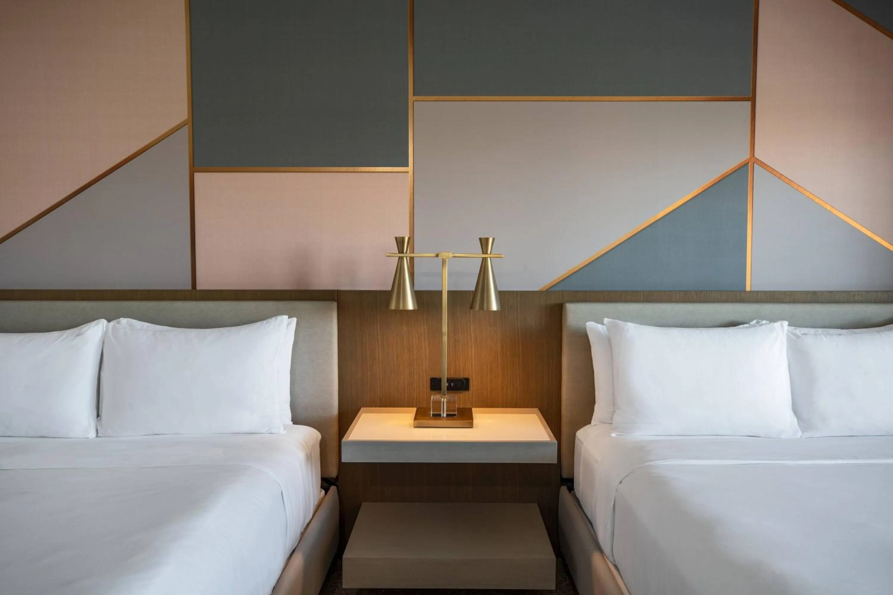 Photo of the whole room, Bed in Renaissance Esmeralda Resort & Spa, Indian Wells