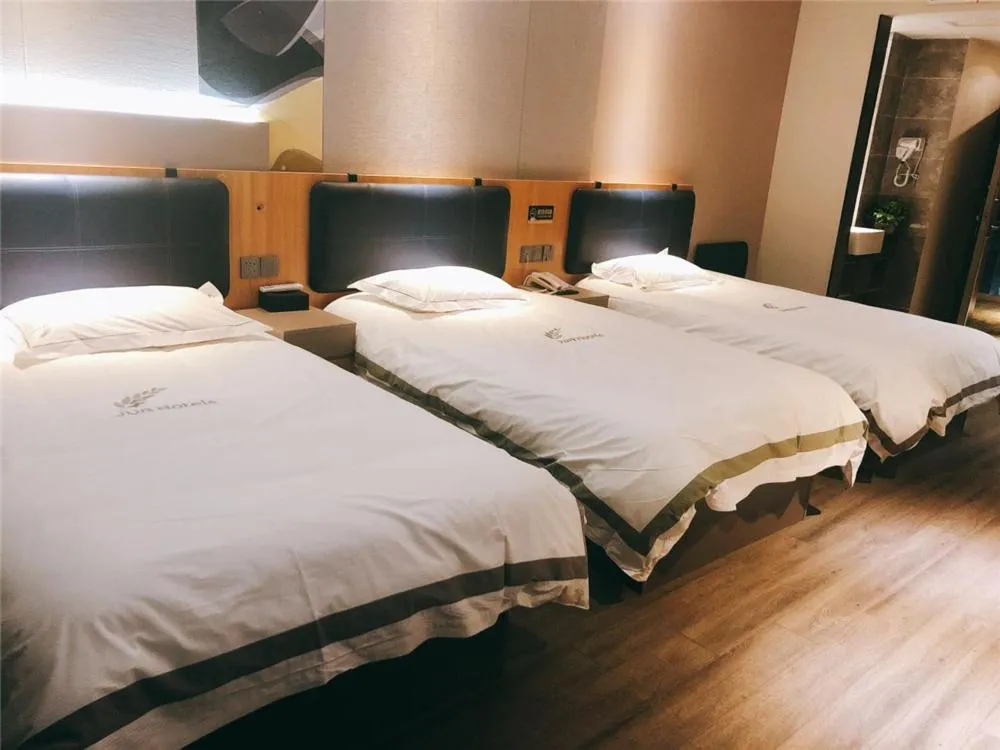 JUNYI Hotel Nanjing Olympic Sports Center