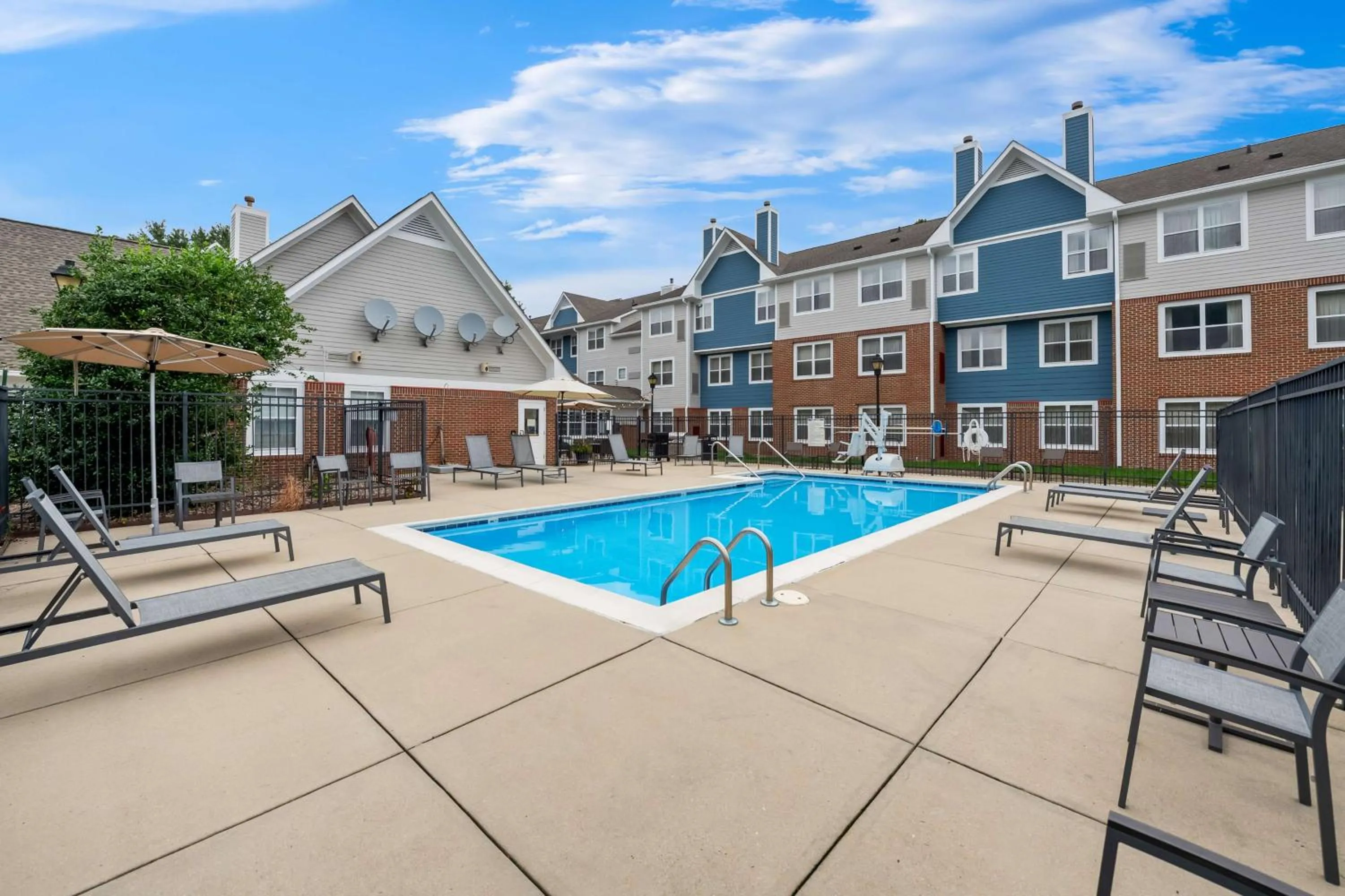 Pool view in Sonesta ES Suites Raleigh Cary