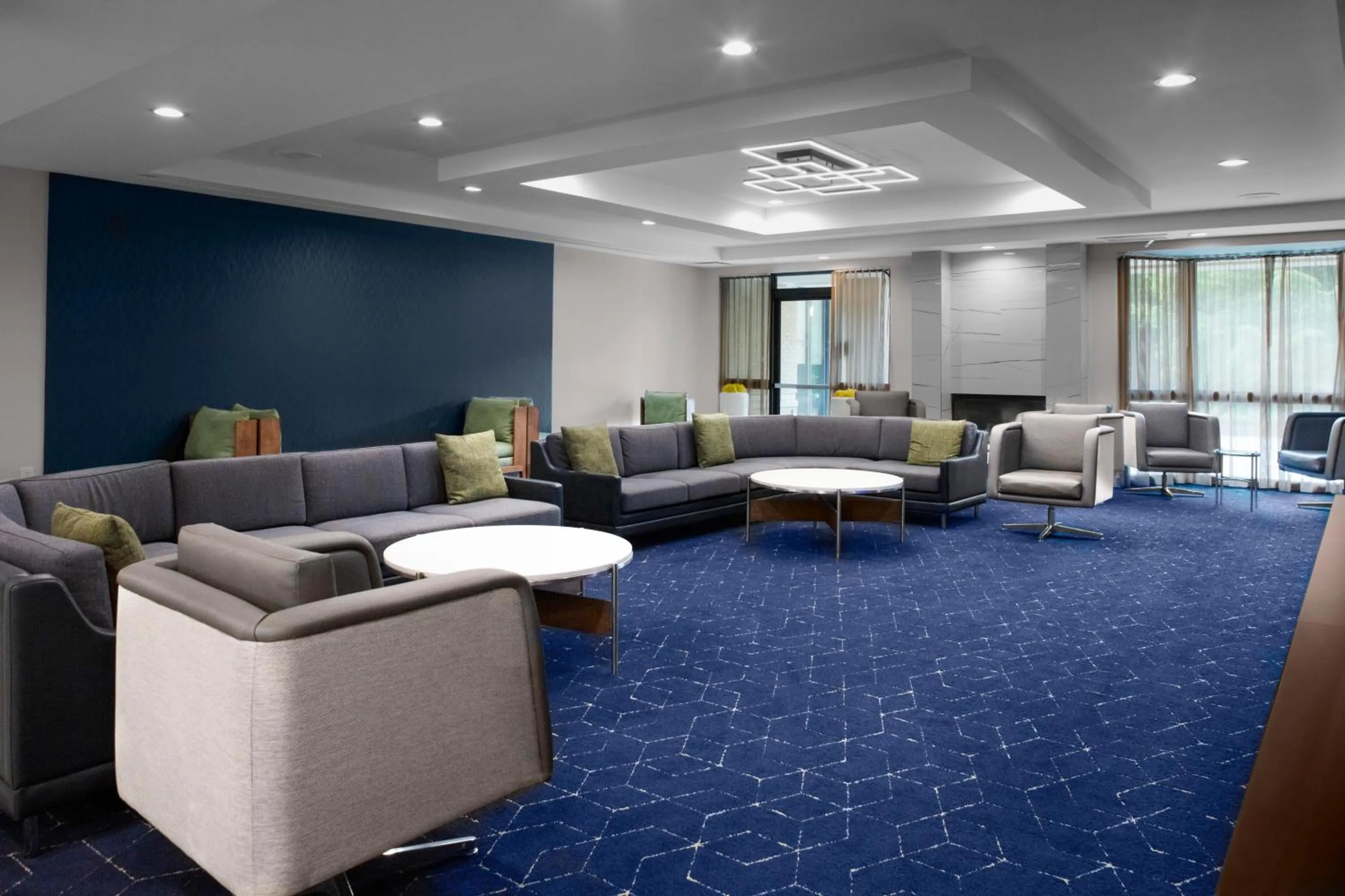 Lobby or reception in Courtyard by Marriott Richmond Northwest