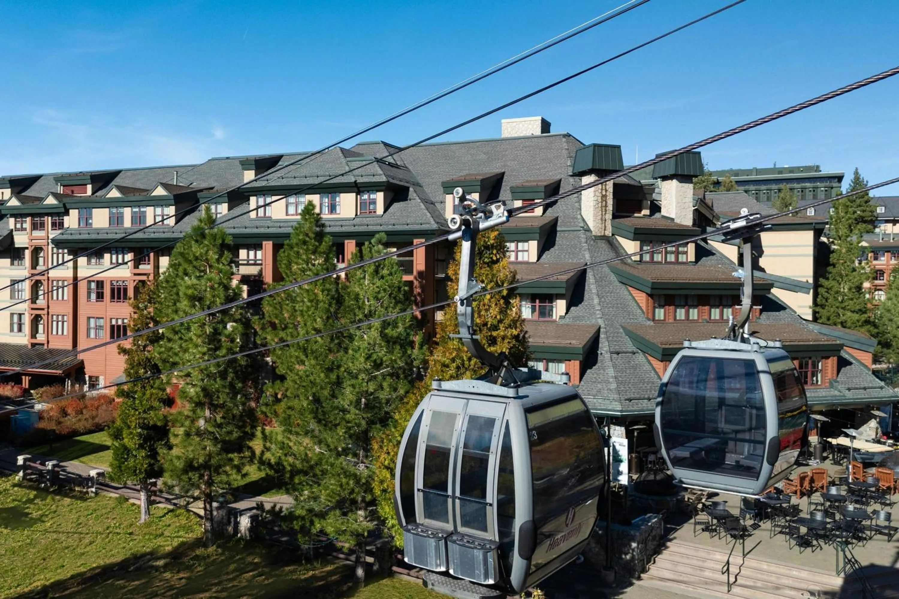 Property building in Marriott's Timber Lodge