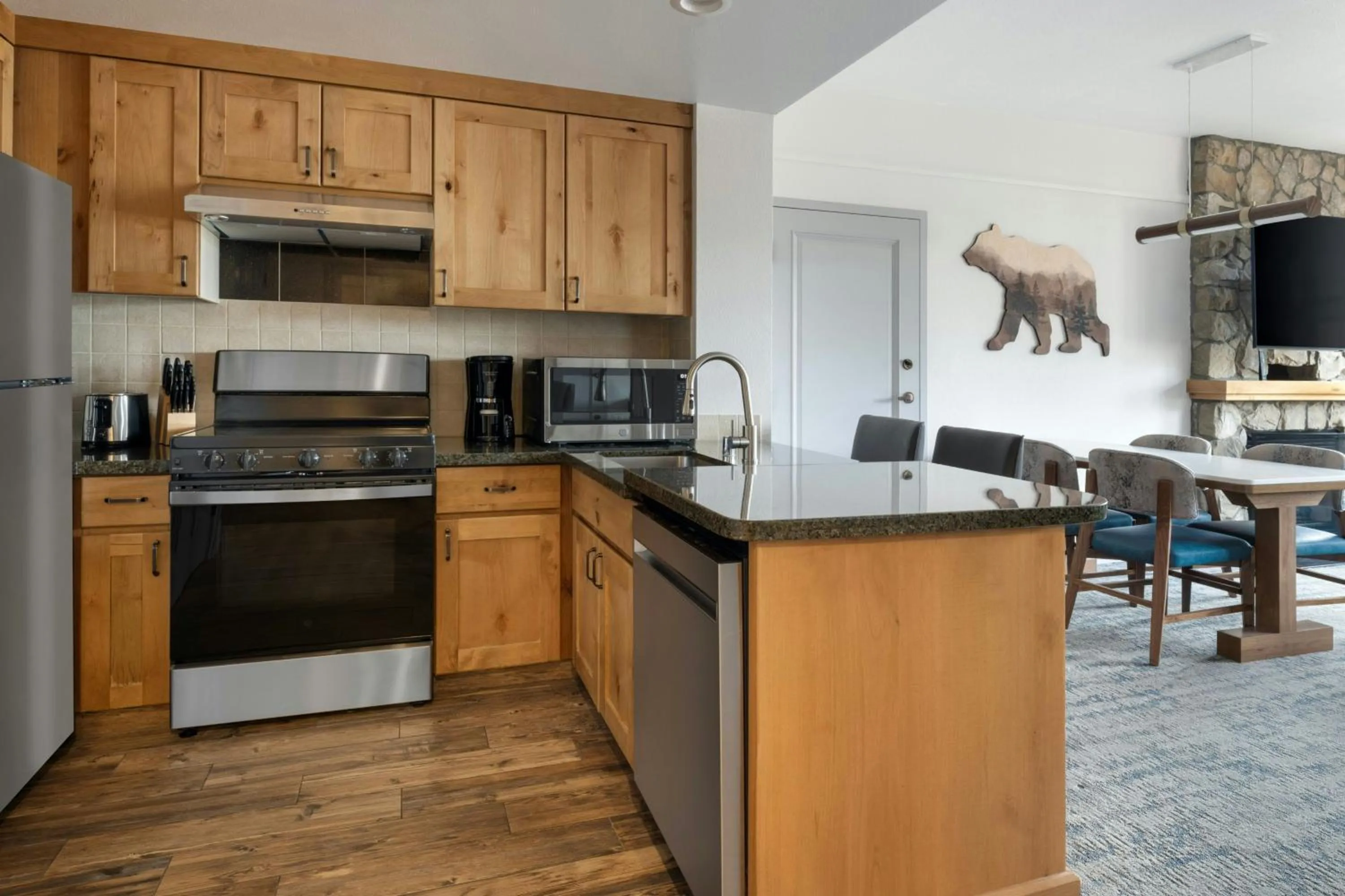 Kitchen or kitchenette in Marriott's Timber Lodge