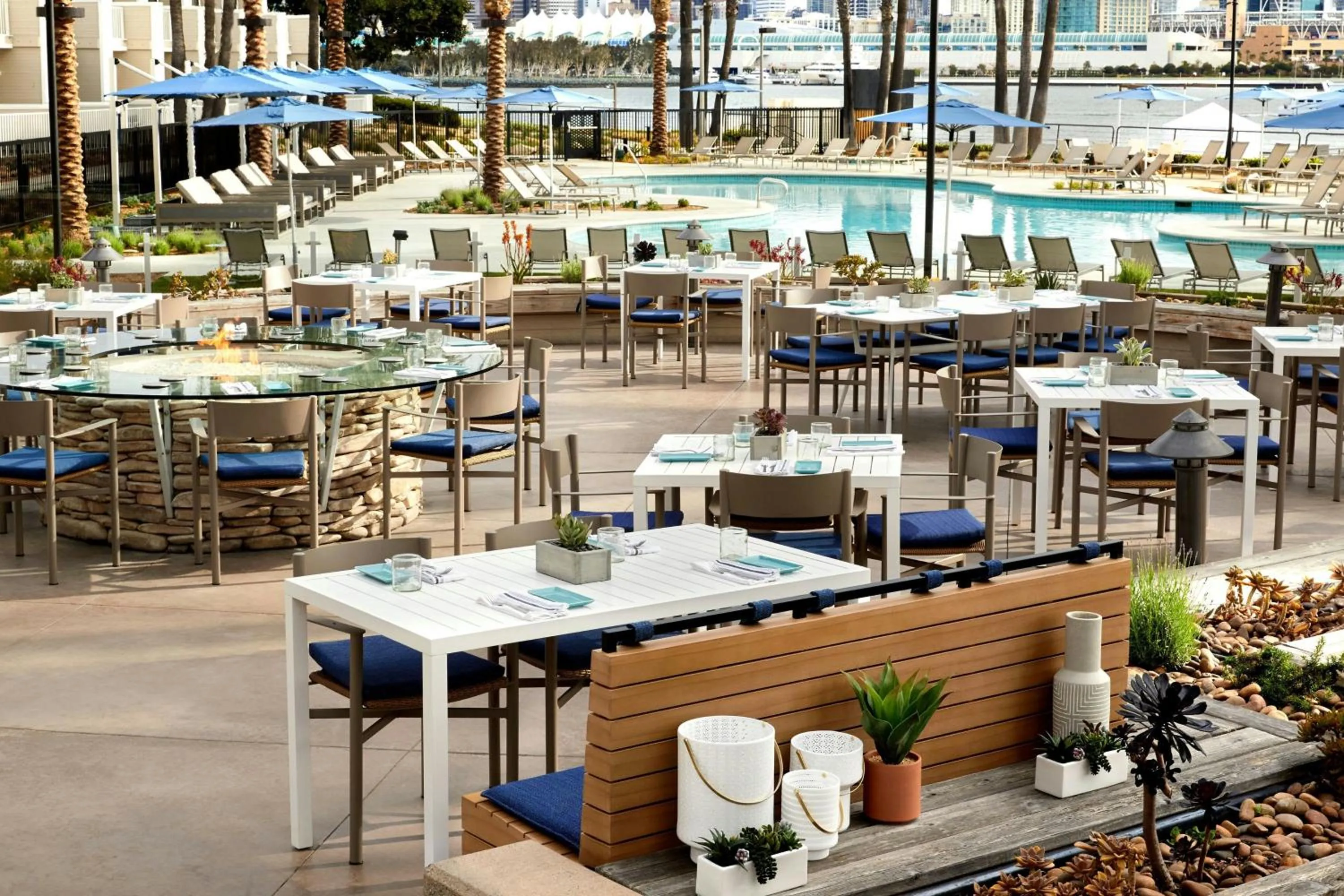 Restaurant/places to eat in Coronado Island Marriott Resort & Spa
