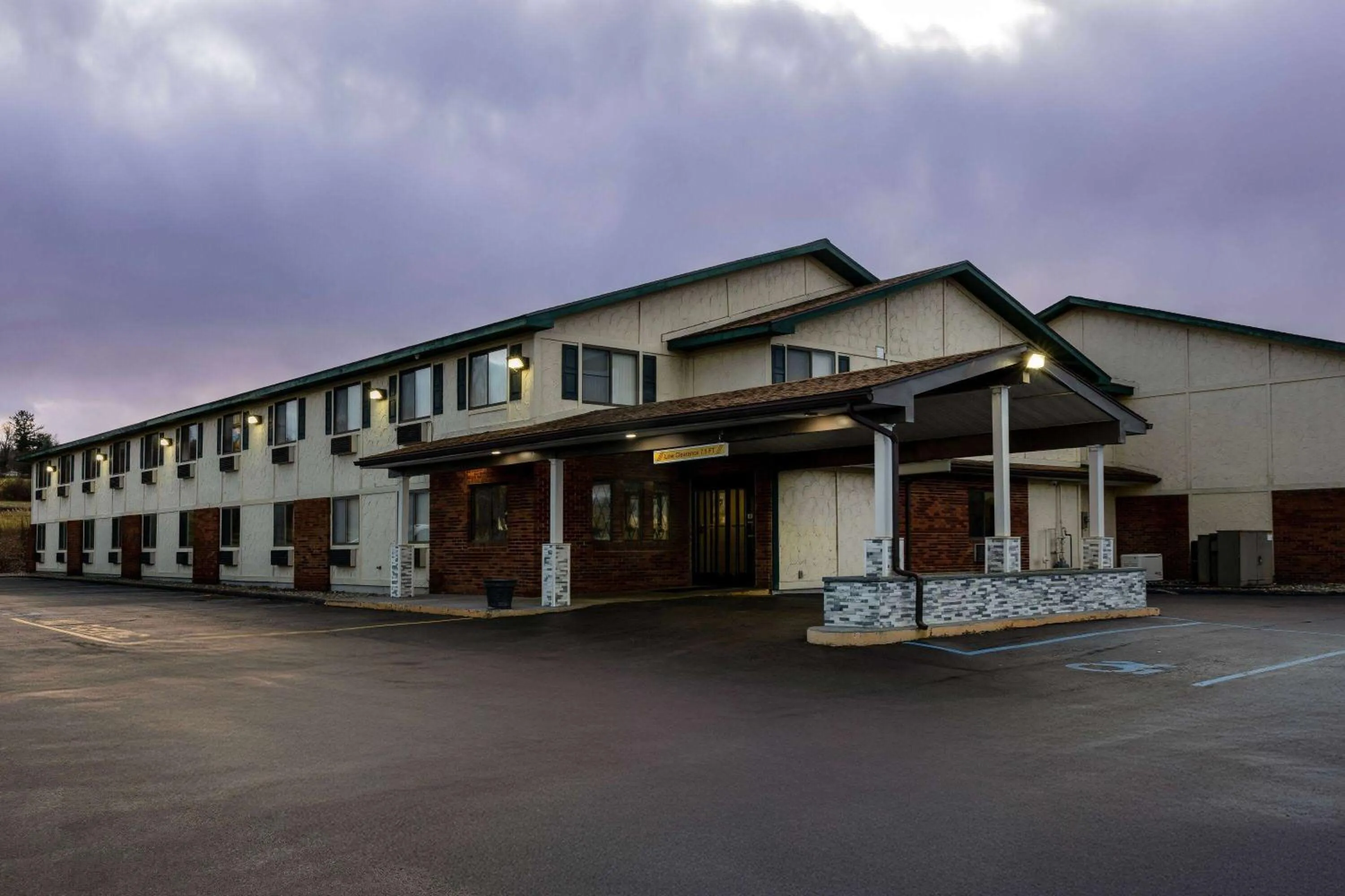 Property building in Super 8 by Wyndham Amsterdam