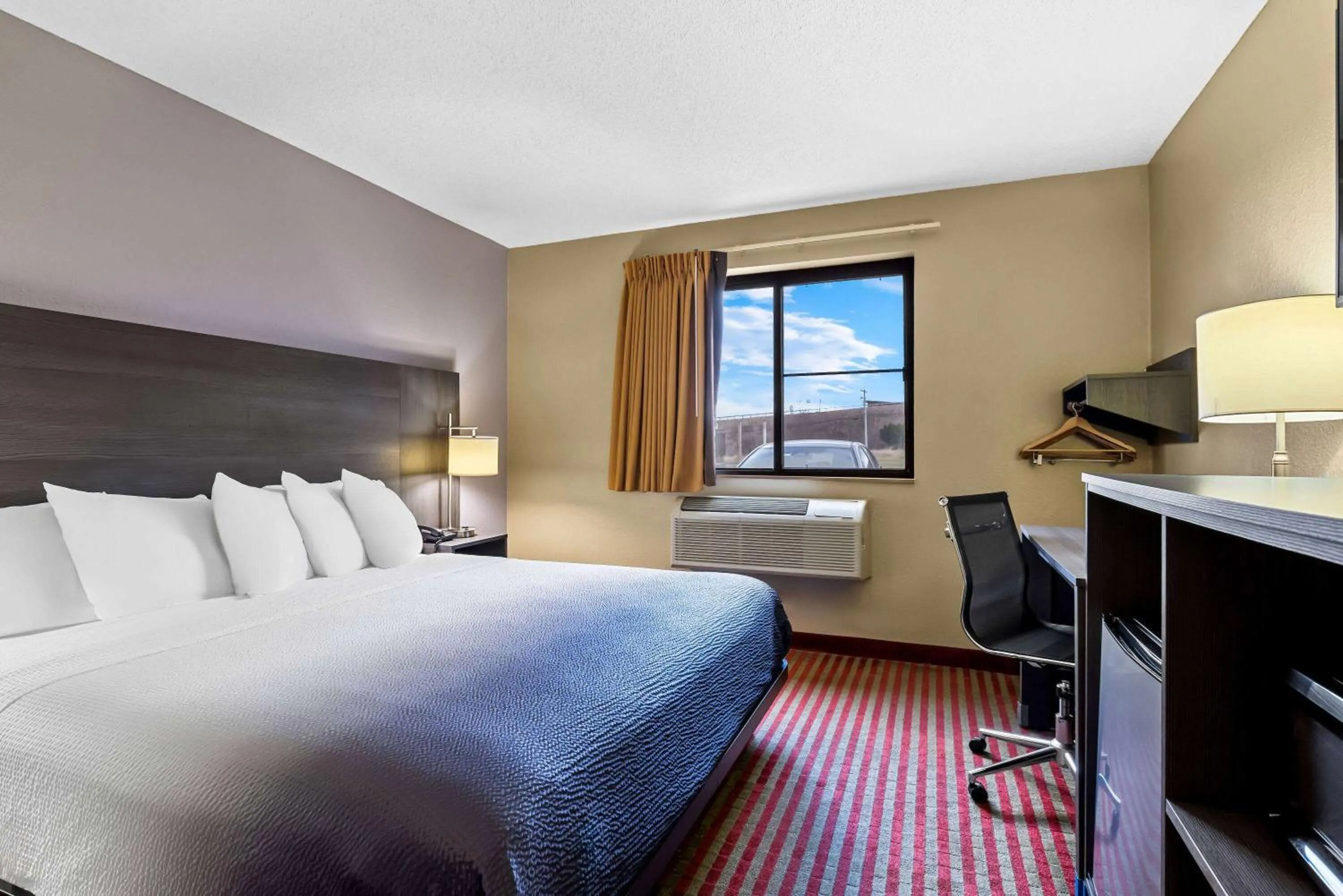 Bed in Super 8 by Wyndham Amsterdam