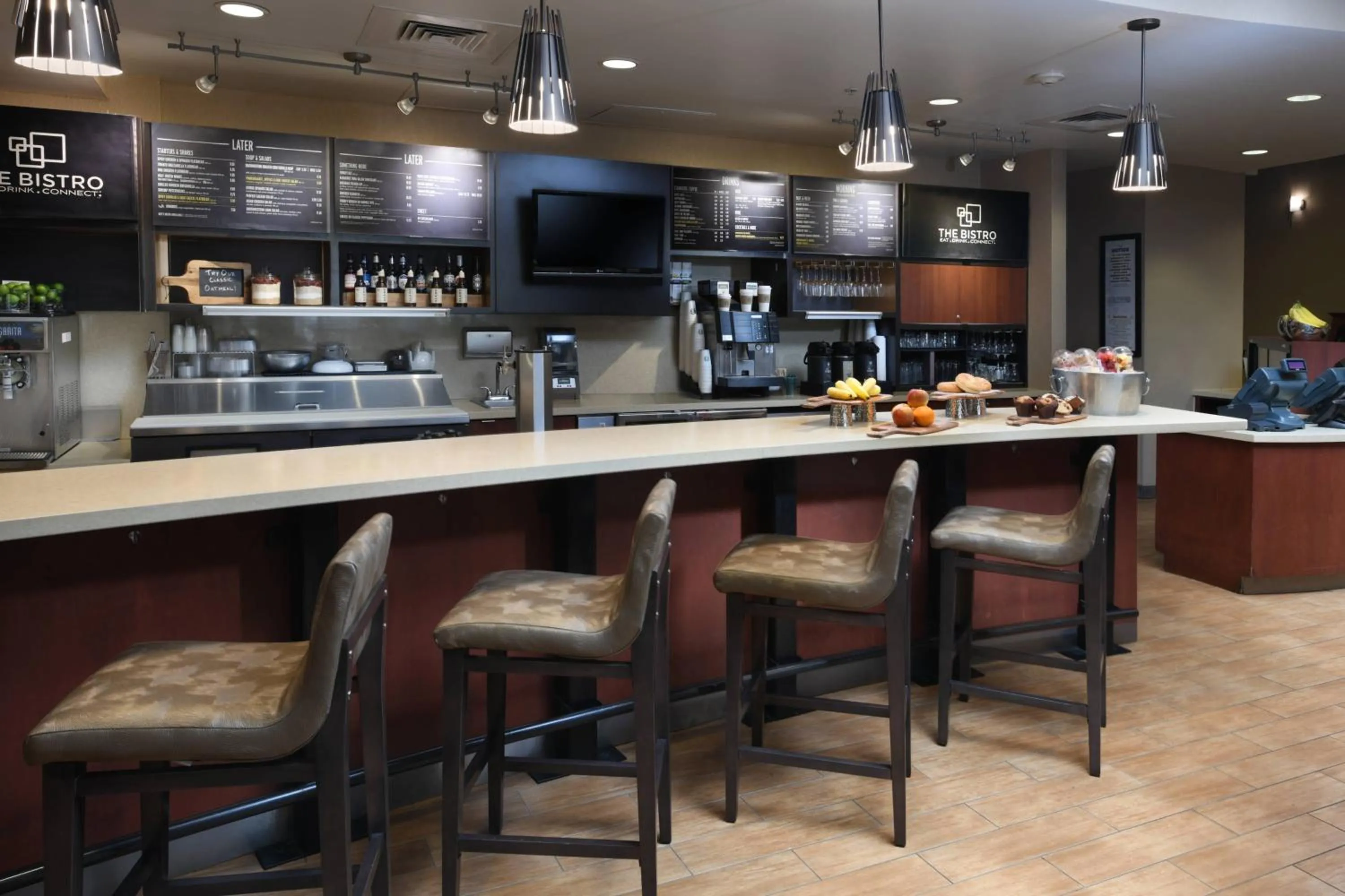 Lounge or bar in Courtyard by Marriott San Antonio Riverwalk