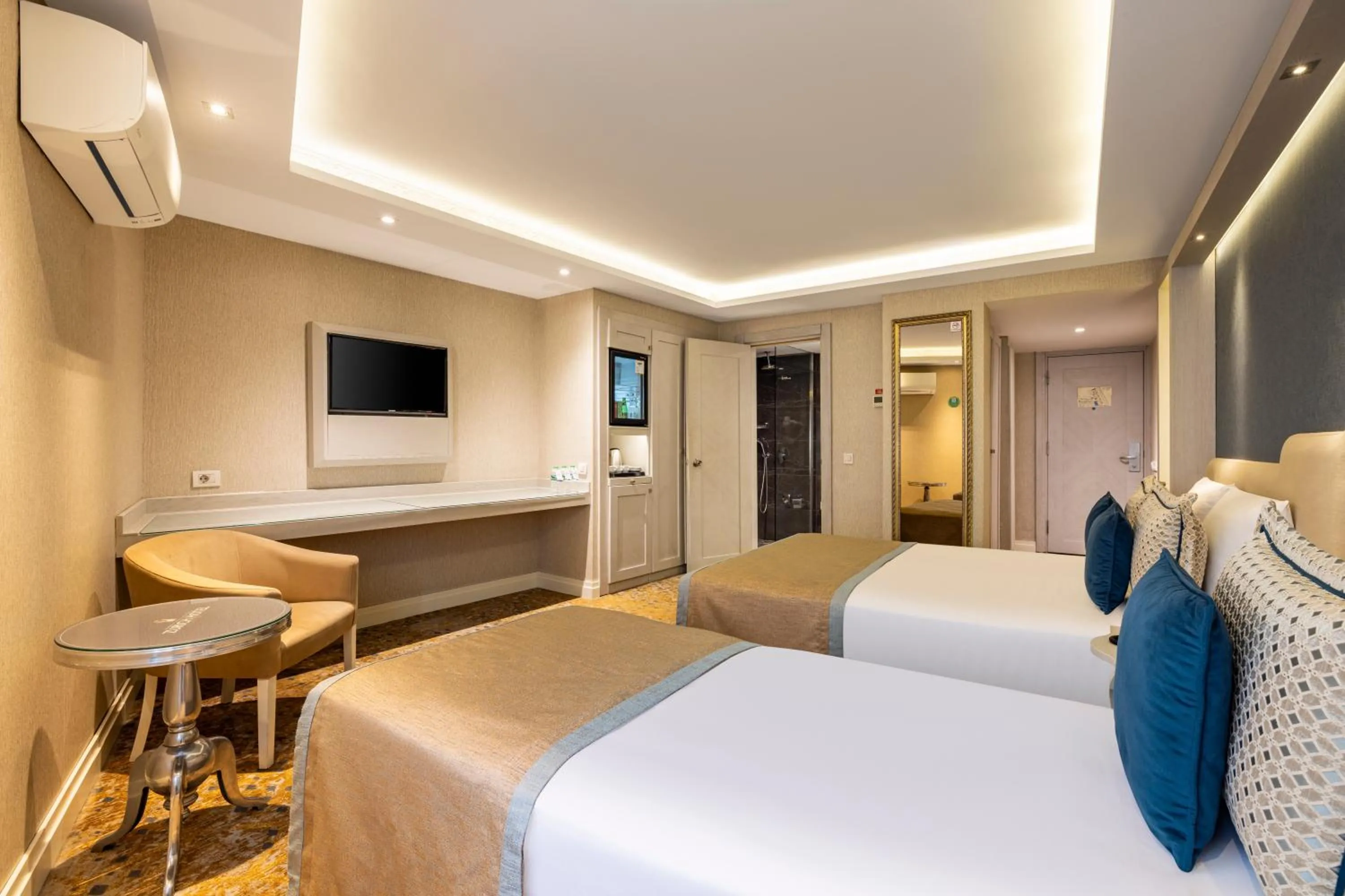 Bed in AHC Old City Hotel