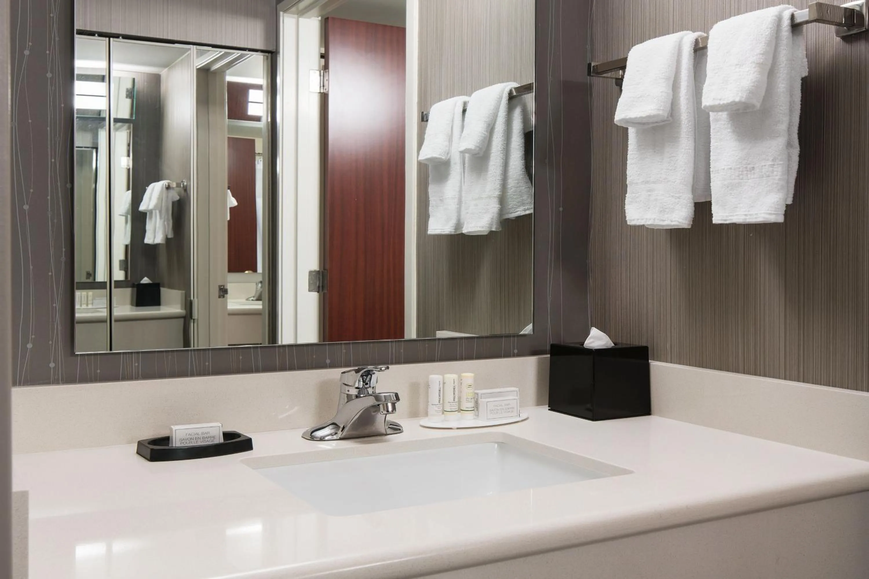 Bathroom in Courtyard by Marriott Seattle Federal Way