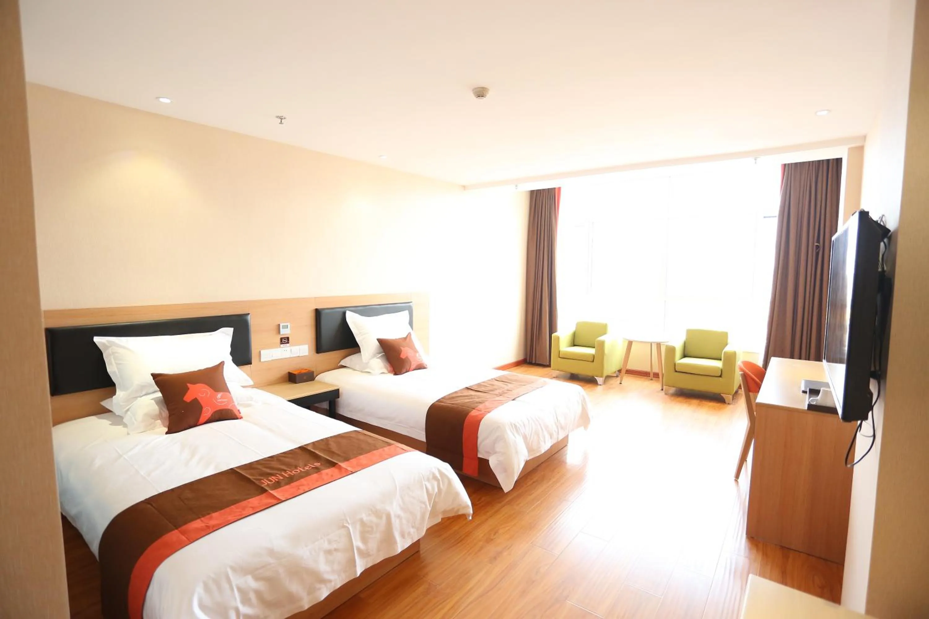 Bed in JUNYI Hotel Hebei Shijiazhuang Pingshan Town Wanshou Road