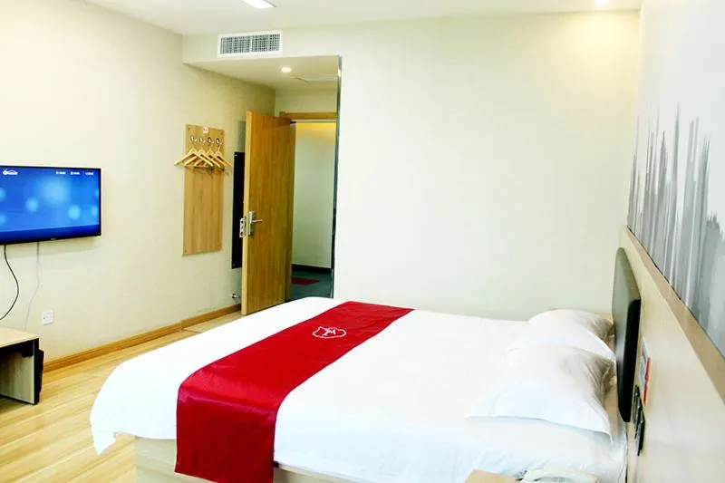 Bed in Thank Inn Chain Hotel Hebei Shijiazhuang Xingtang Town North Yongchang Road