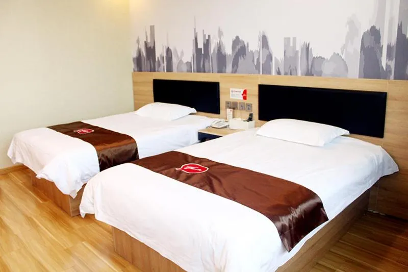 Bed in Thank Inn Chain Hotel Hebei Shijiazhuang Xingtang Town North Yongchang Road