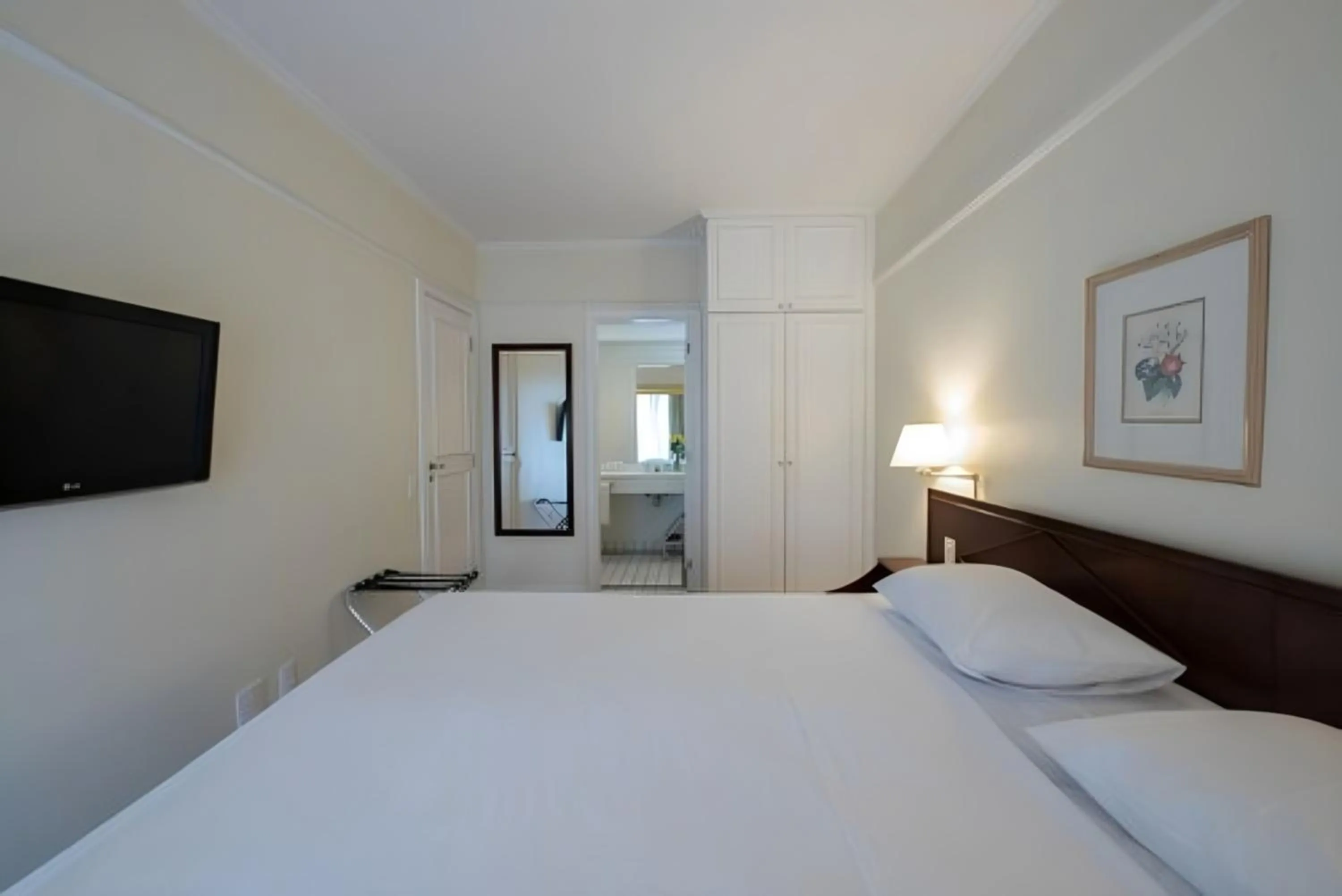 Bedroom, Bed in Hotel Nacional Inn Cambuí Campinas Residence