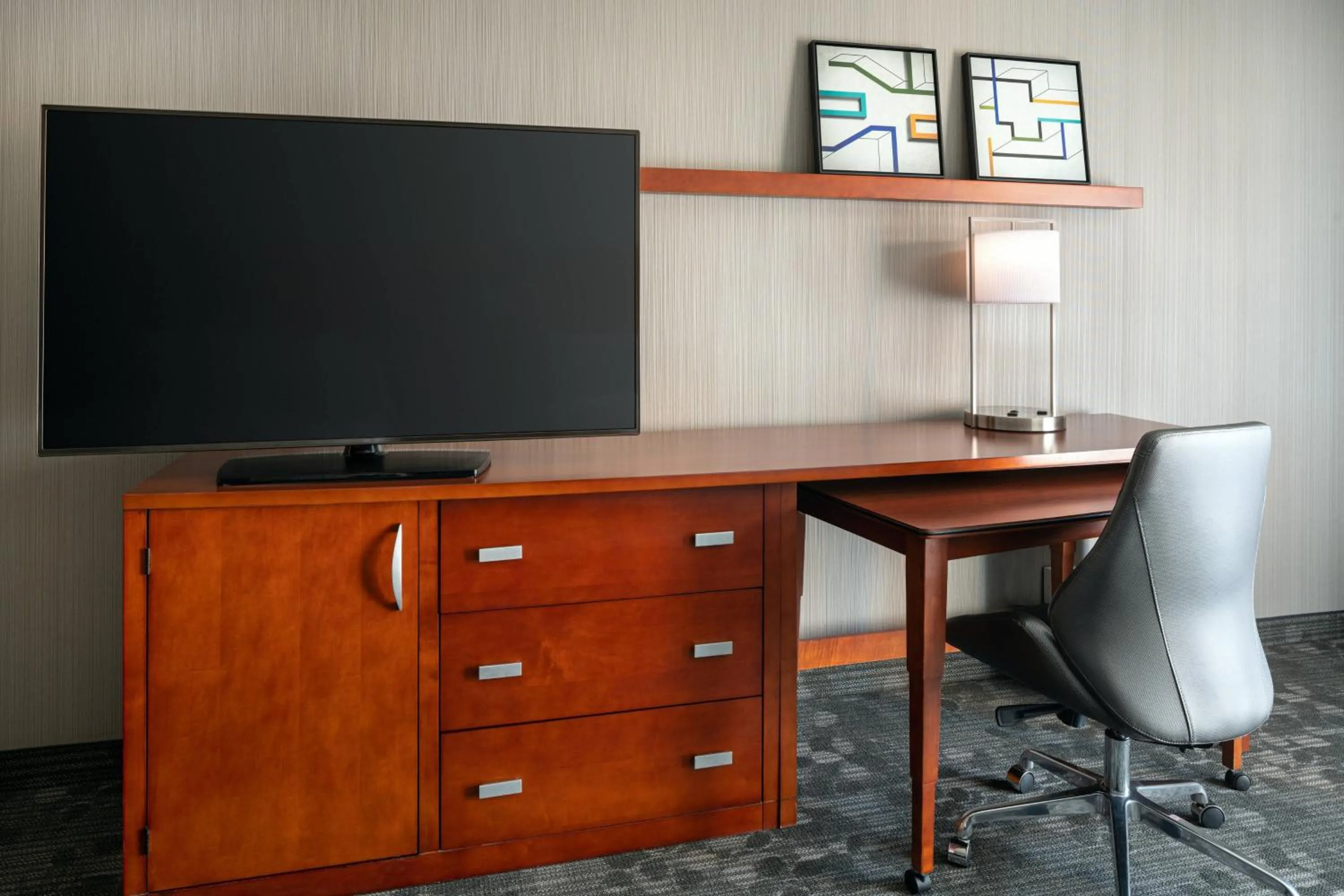 Photo of the whole room in Courtyard San Jose Cupertino