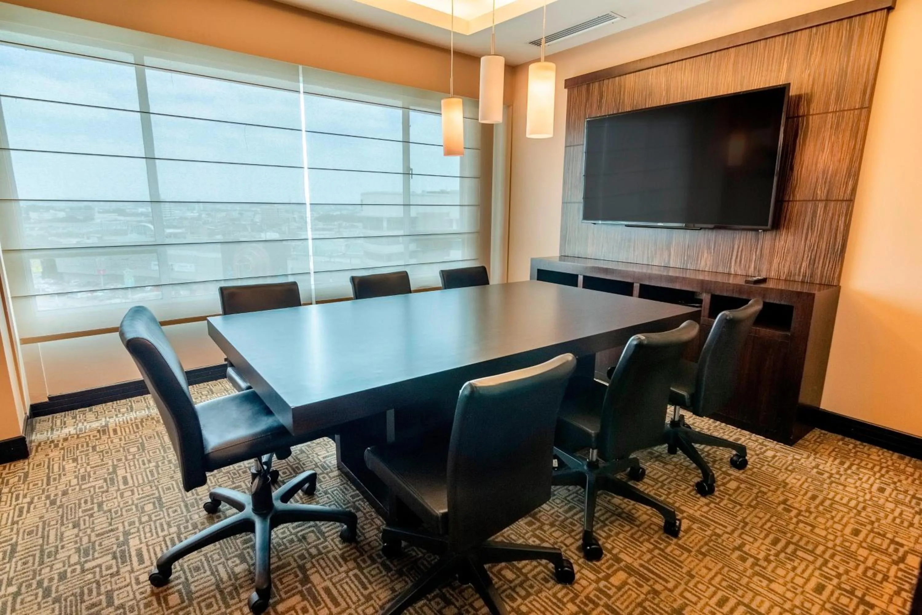 Restaurant/places to eat in Sheraton Guayaquil