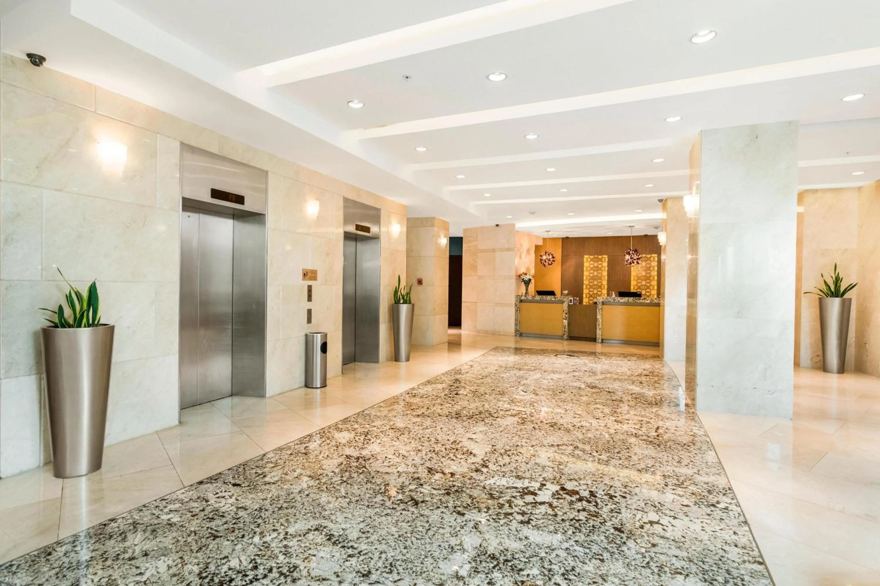 Lobby or reception in Sheraton Guayaquil