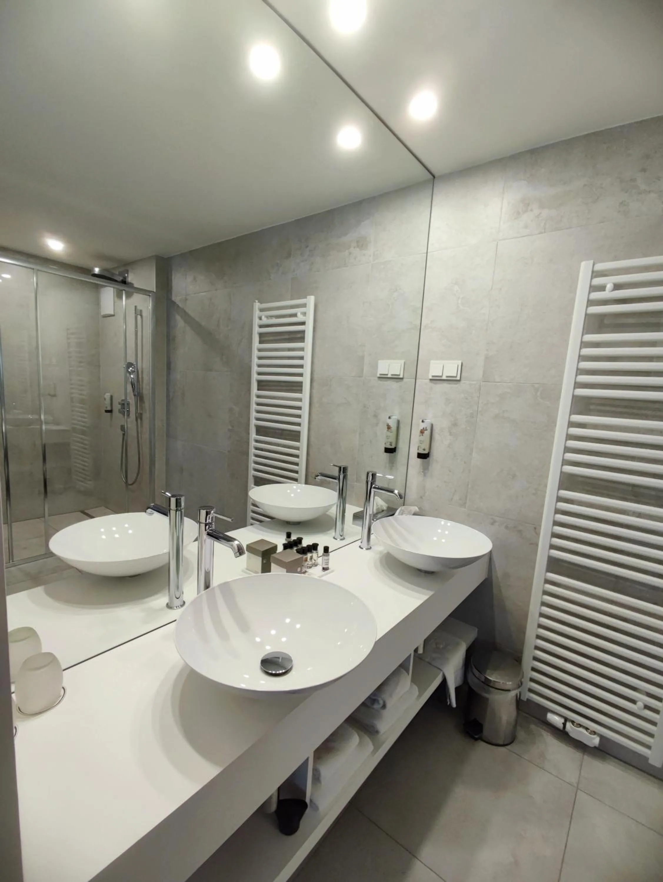 Bathroom in Hotel Am Domplatz - Adult Only