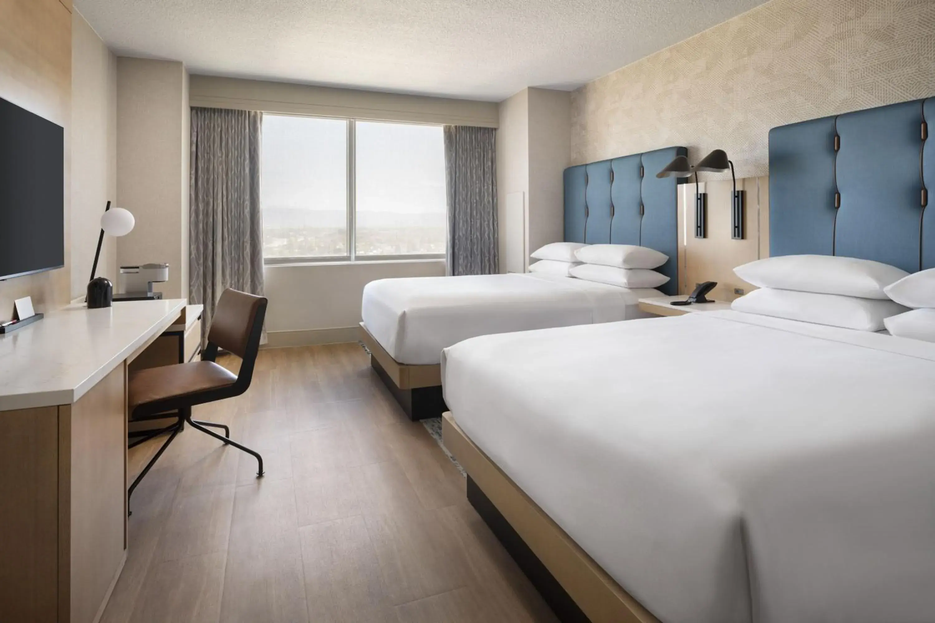 Guest room, 2 Queen beds in San Jose Marriott Guest room, 2 Queen beds in San Jose Marriott