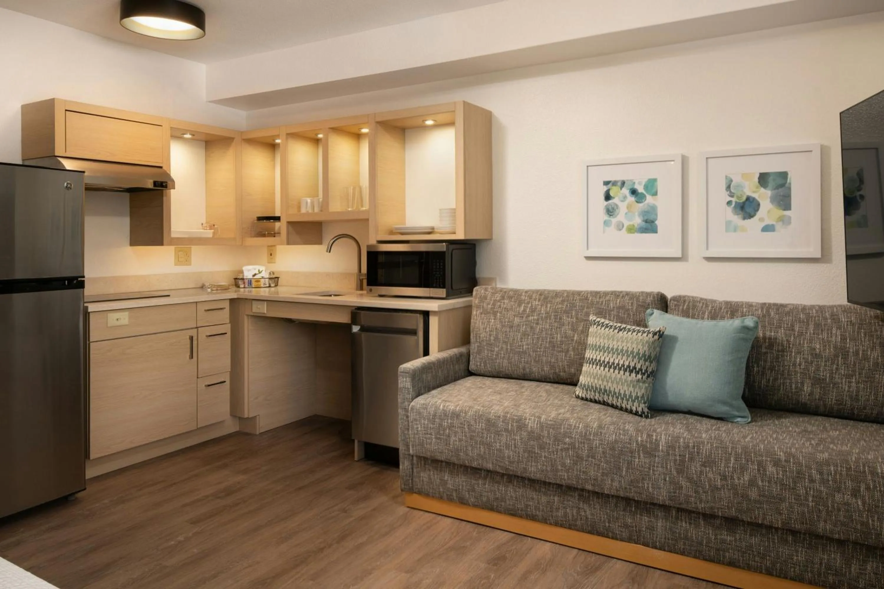 Kitchen or kitchenette in TownePlace Suites Milpitas Silicon Valley