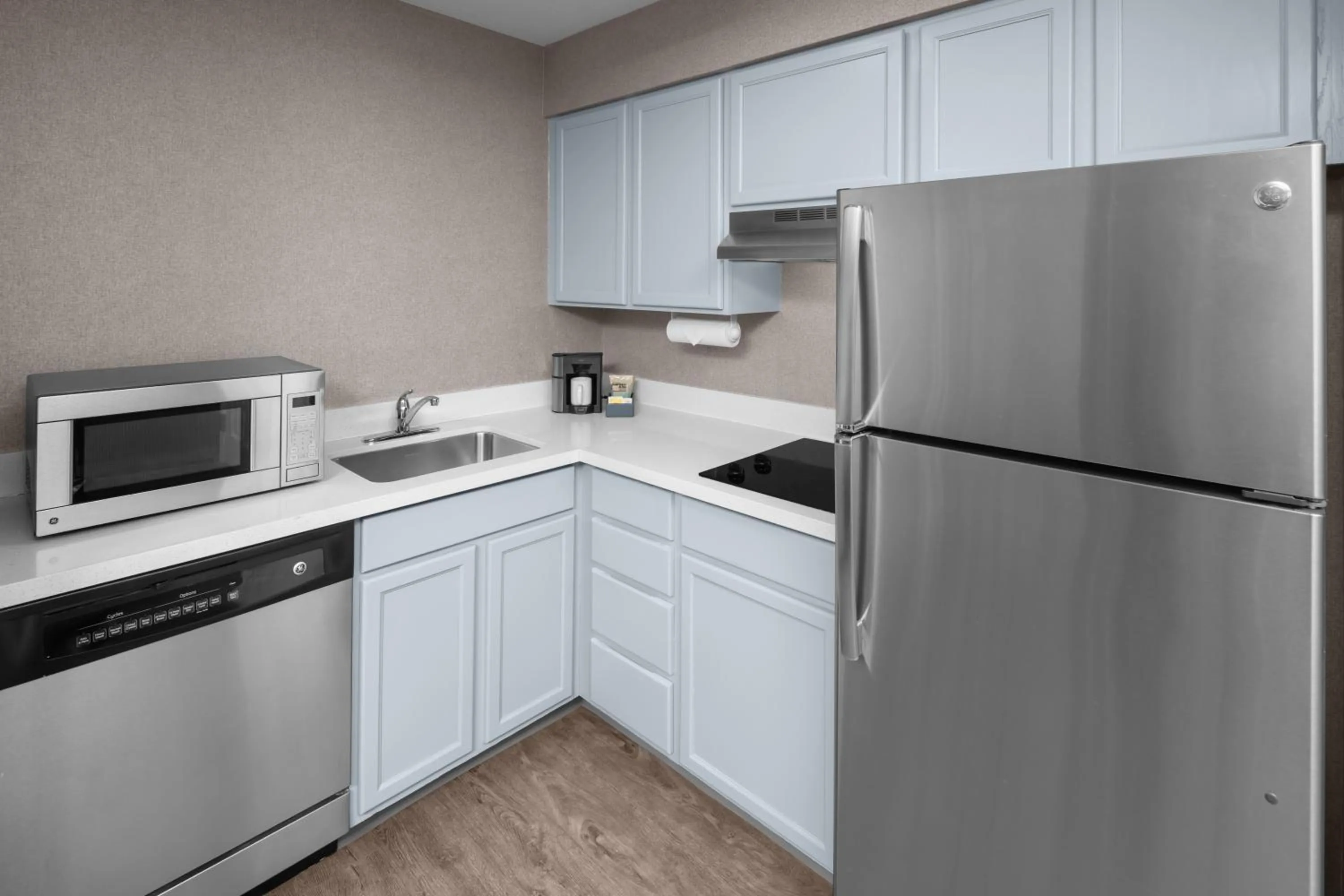 kitchen in Residence Inn Salt Lake City Cottonwood