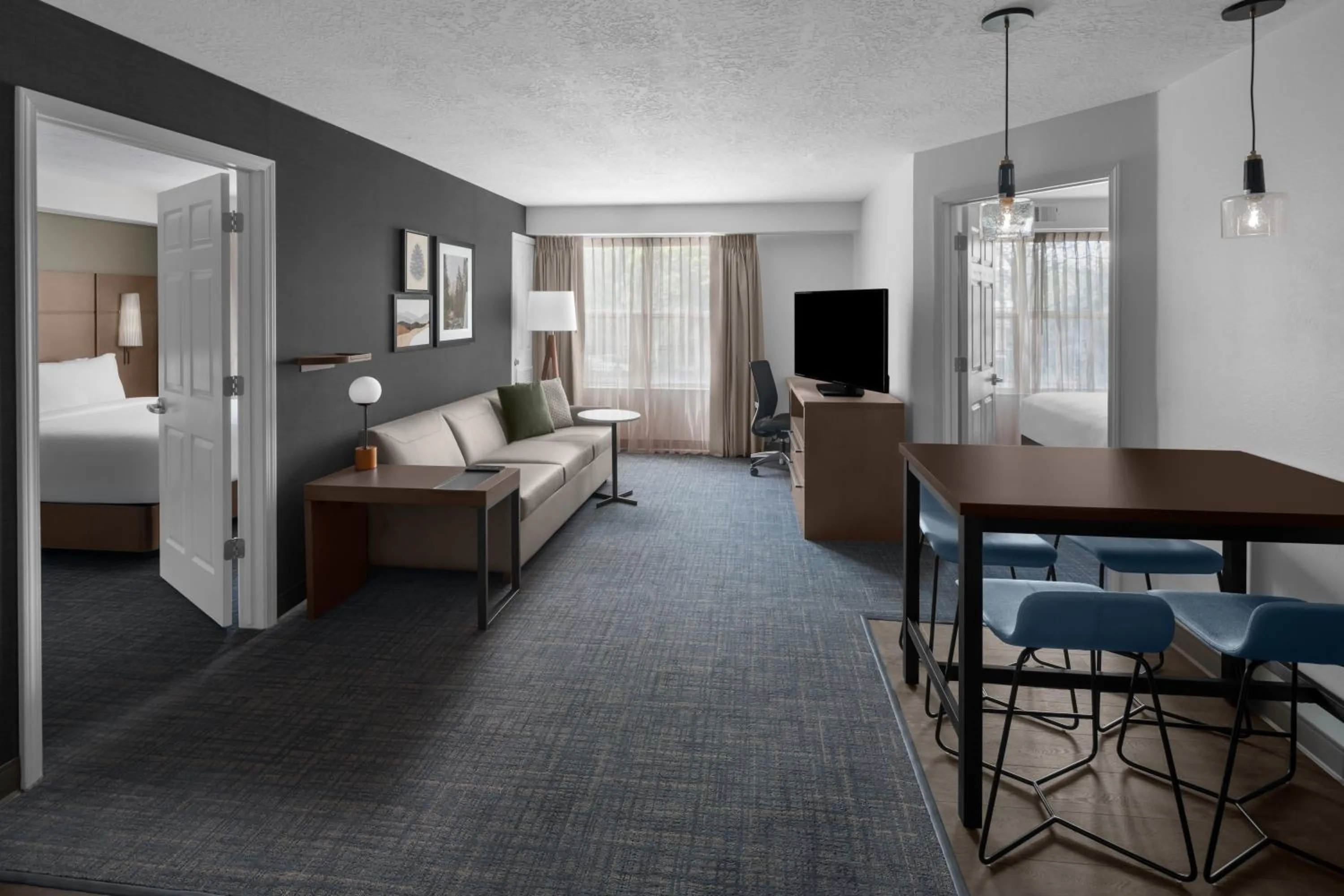 Living room, Bed in Residence Inn Salt Lake City Cottonwood