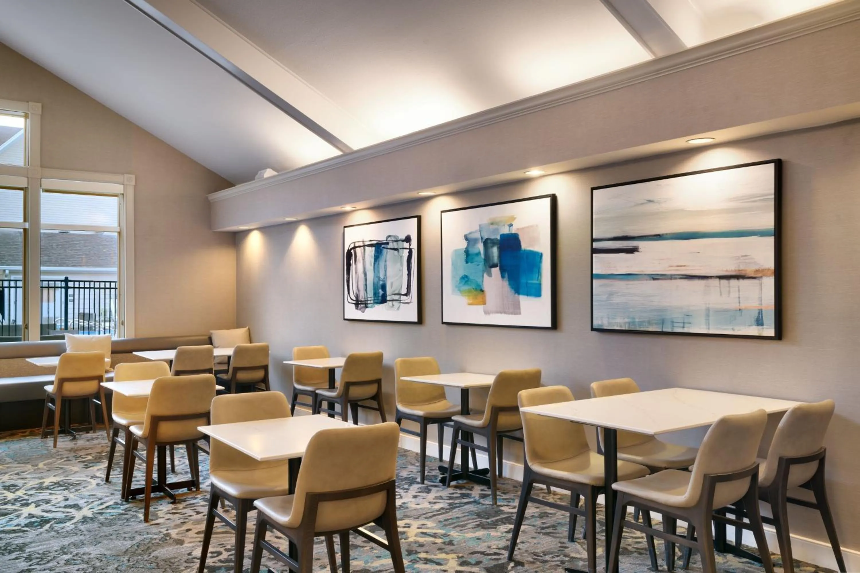 Restaurant/places to eat in Residence Inn Salt Lake City Cottonwood