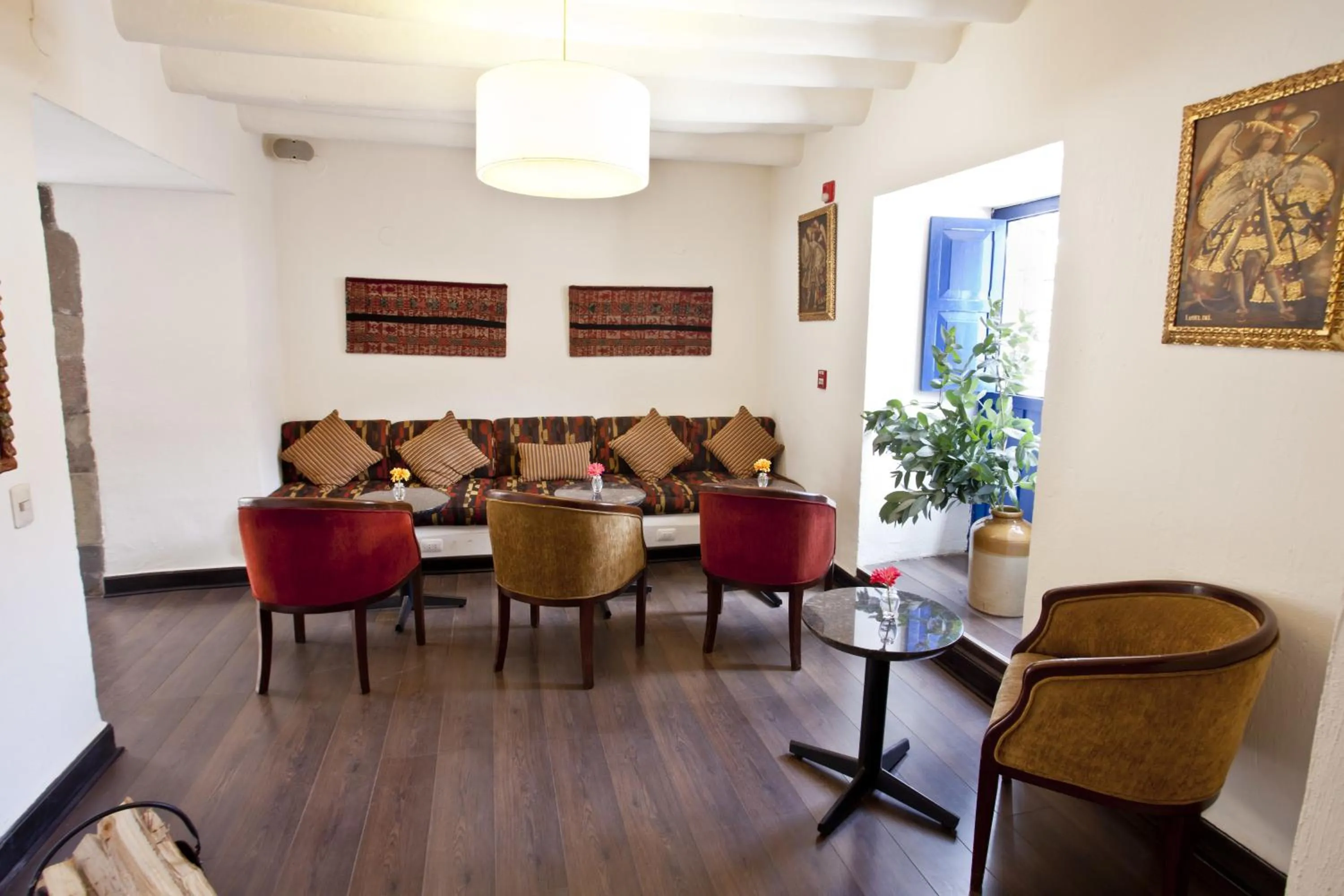 Lobby or reception in Tierra Viva Cusco Saphi Hotel