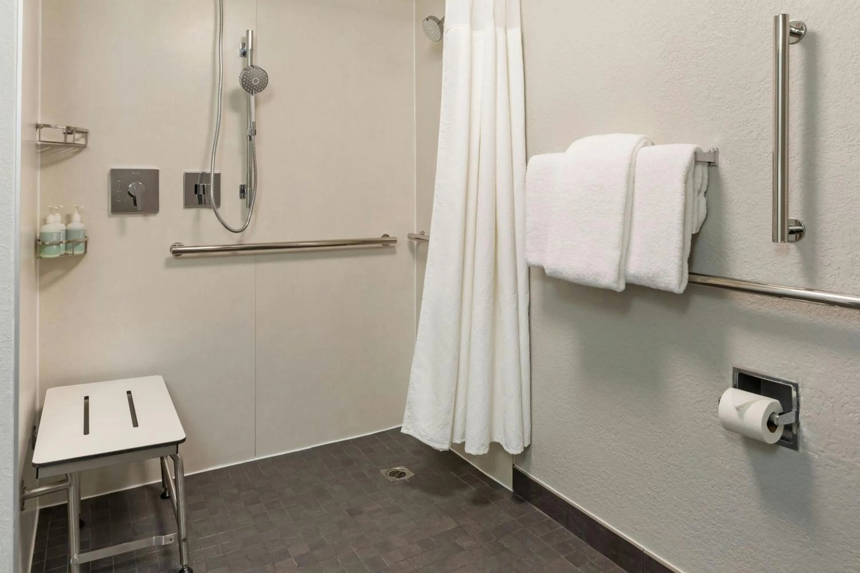 Bathroom in Courtyard Anaheim Buena Park