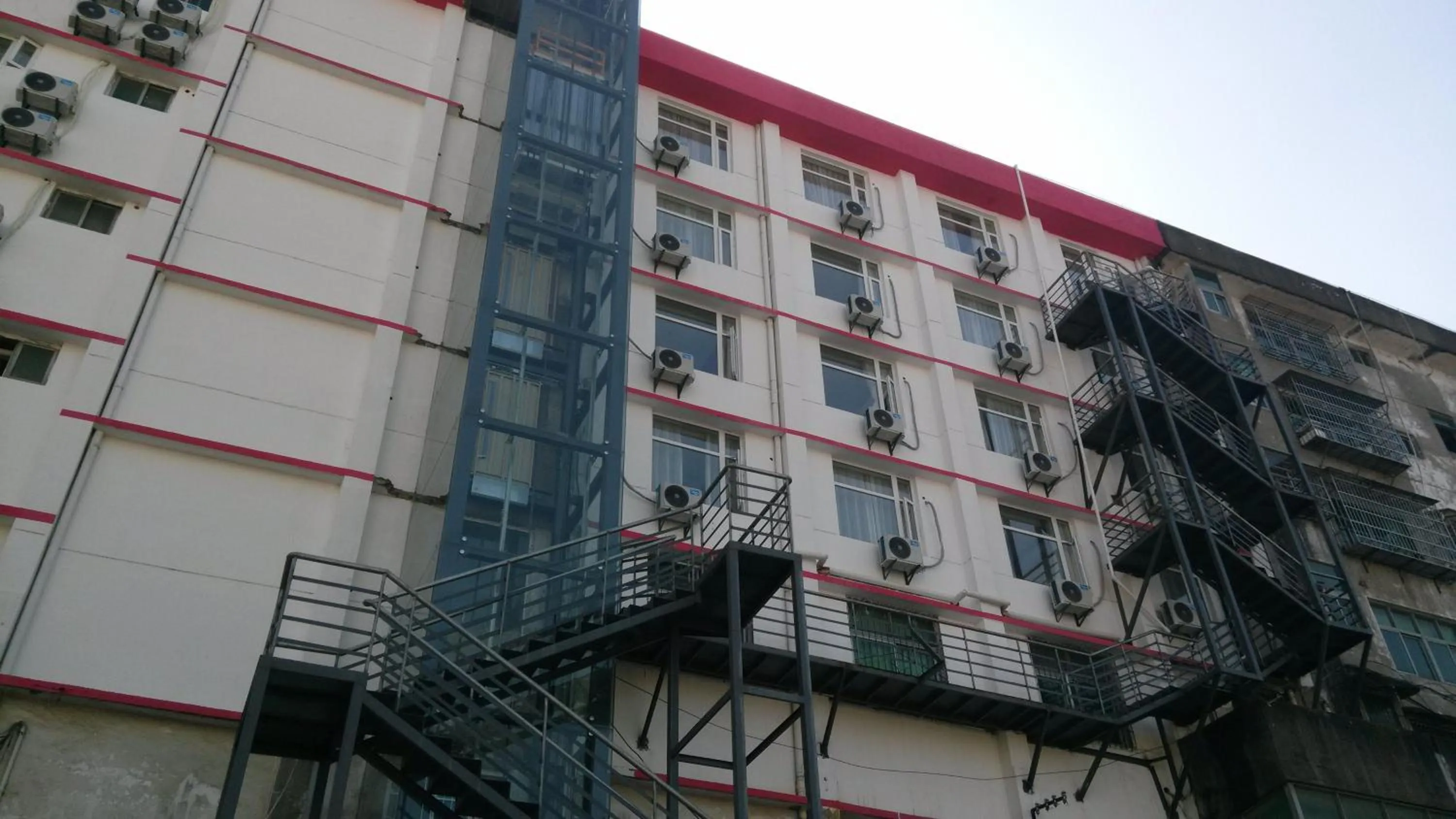 Thank Inn Chain Hotel Jiangxi Fuzhou Linchuan District Laowuhuang Palace Bus Station