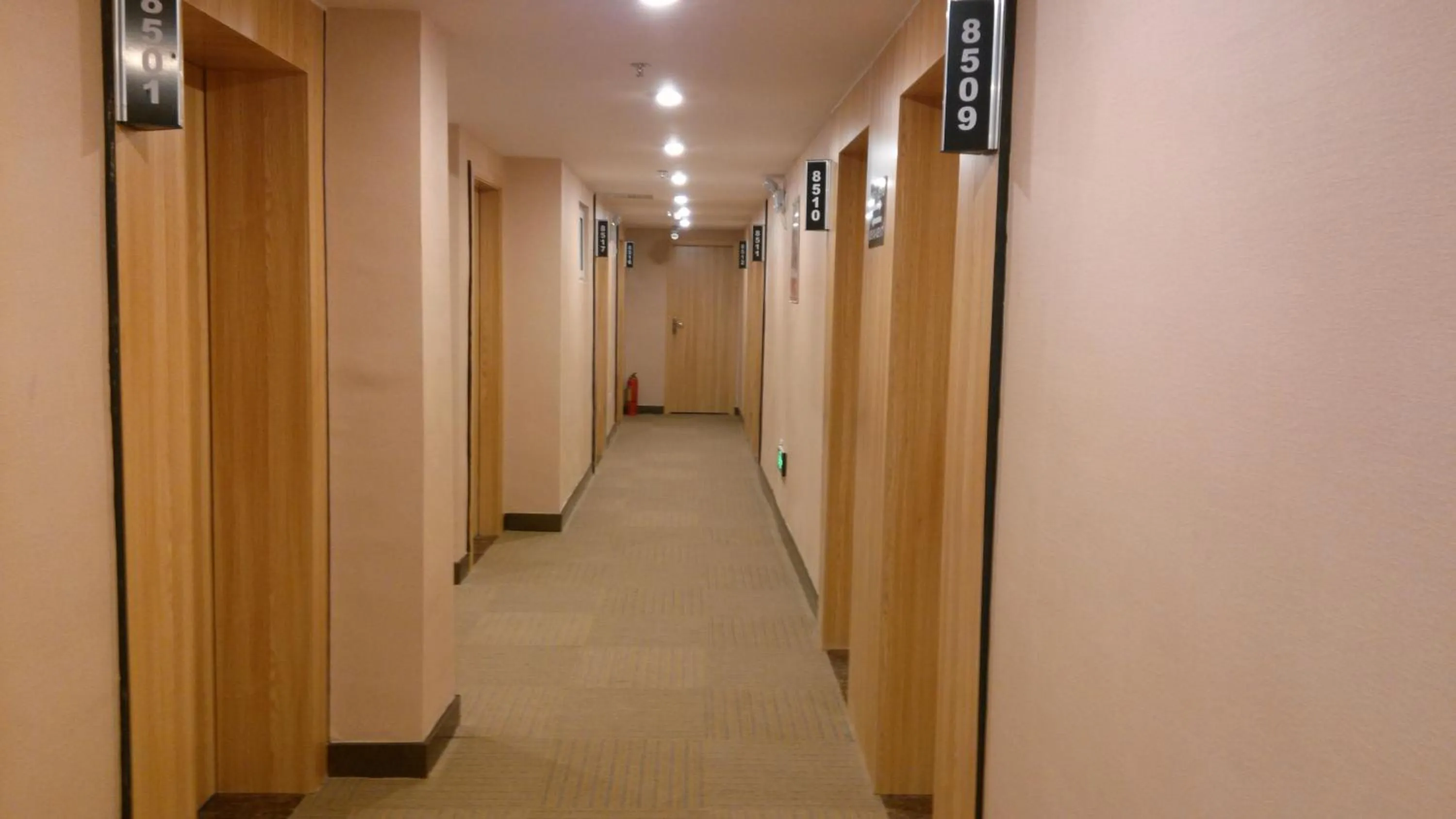 Thank Inn Chain Hotel Jiangxi Fuzhou Linchuan District Laowuhuang Palace Bus Station