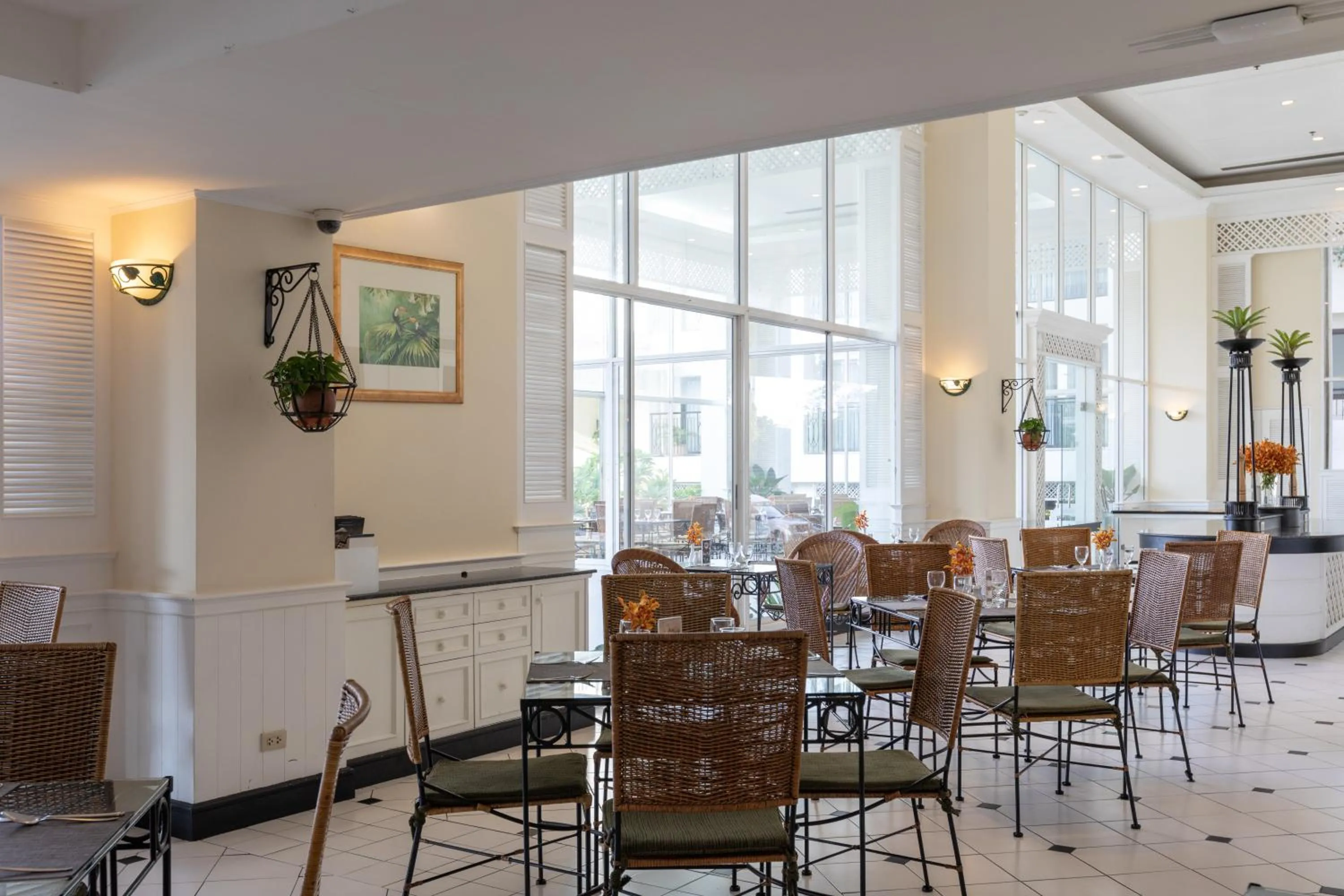 Restaurant/places to eat in Kantary Bay Hotel And Serviced Apartments Sriracha