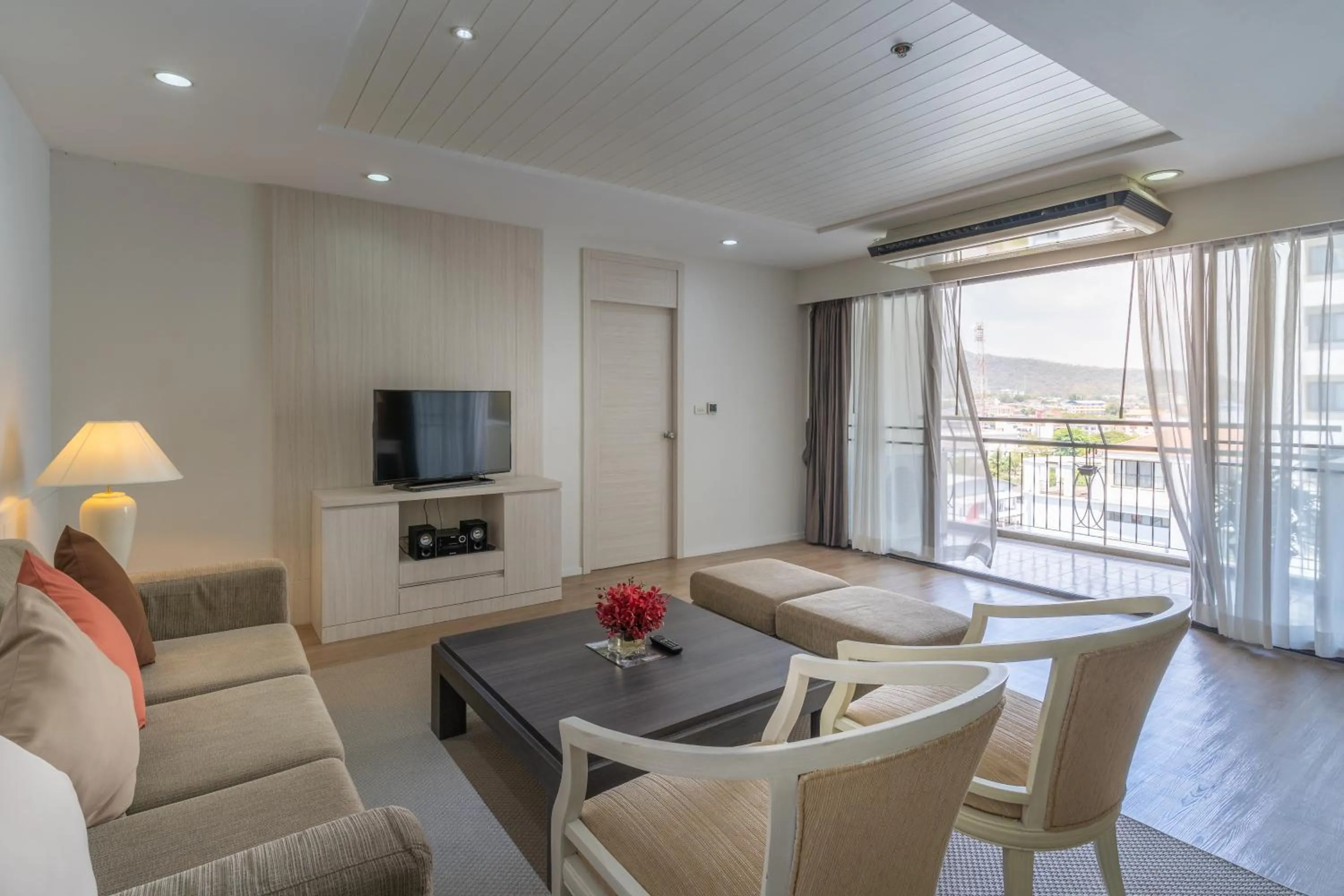 Living room in Kantary Bay Hotel And Serviced Apartments Sriracha