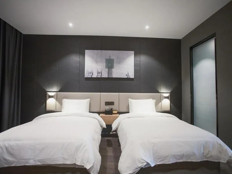 Bed in Thank Inn Chain Hotel Hunan Huaihua Hecheng District South High Speed Rail Station