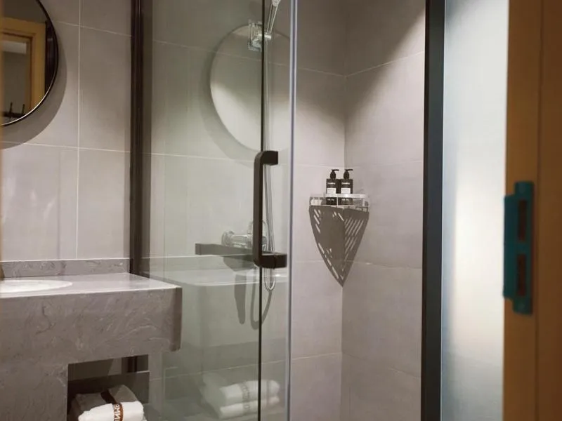 Thank Inn Chain Hotel Hunan Huaihua Hecheng District South High Speed Rail Station