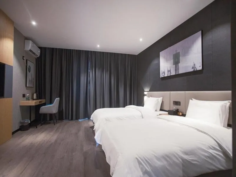 Bed in Thank Inn Chain Hotel Hunan Huaihua Hecheng District South High Speed Rail Station