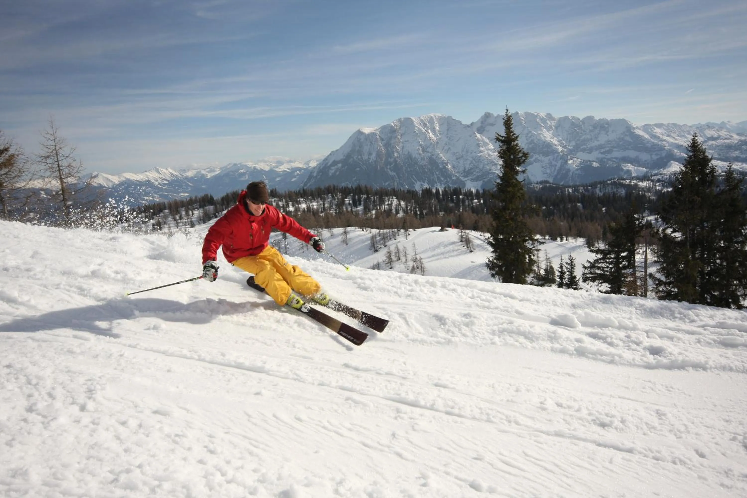 Skiing in Hotel Aquamarin