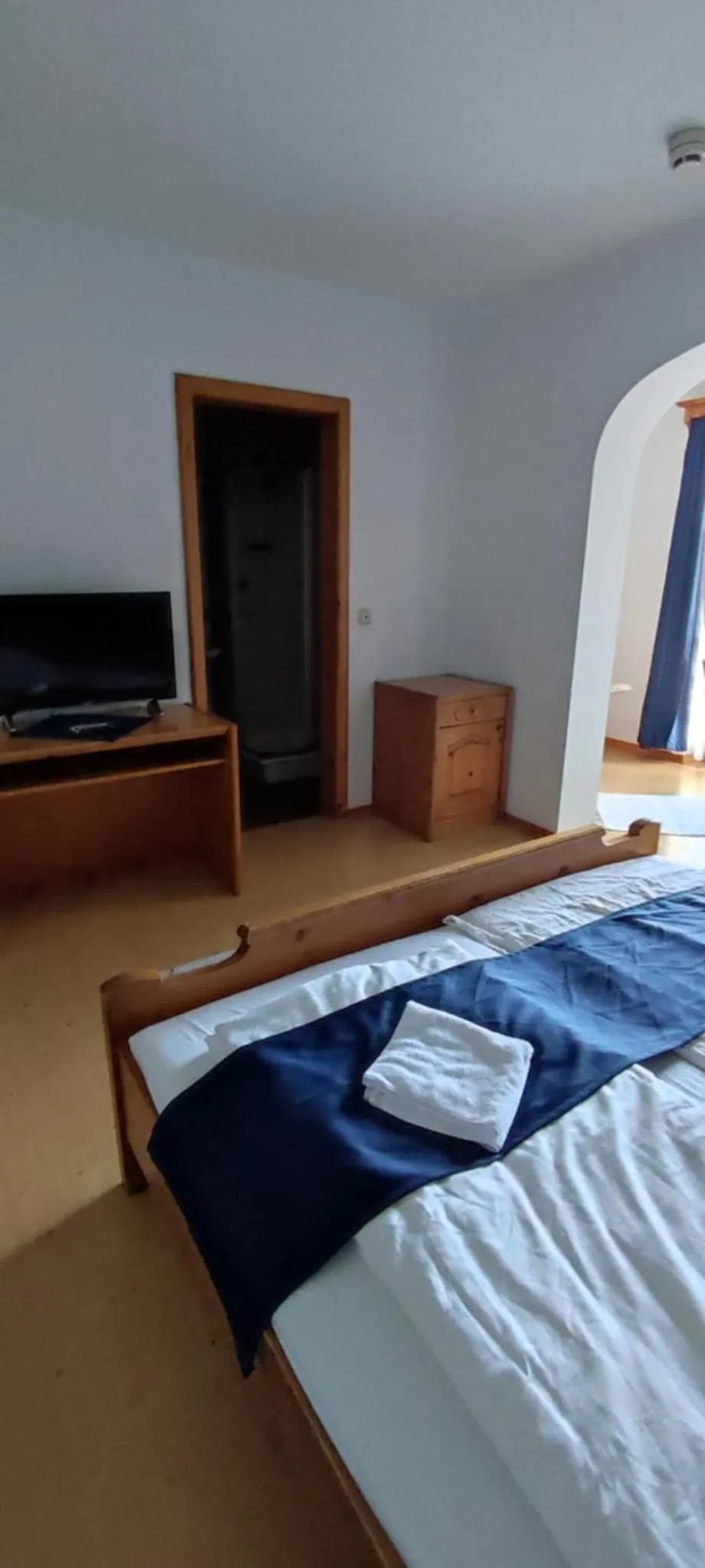 Bed in Hotel Aquamarin