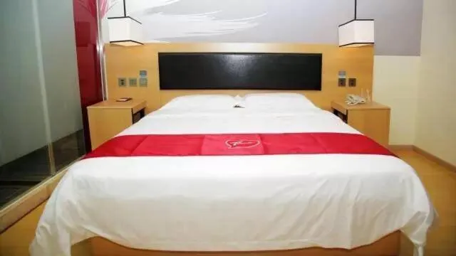 Bed in Thank Inn Chain Hotel Guangdong Shanwei Haifeng County Erhuan Dongnanqiao