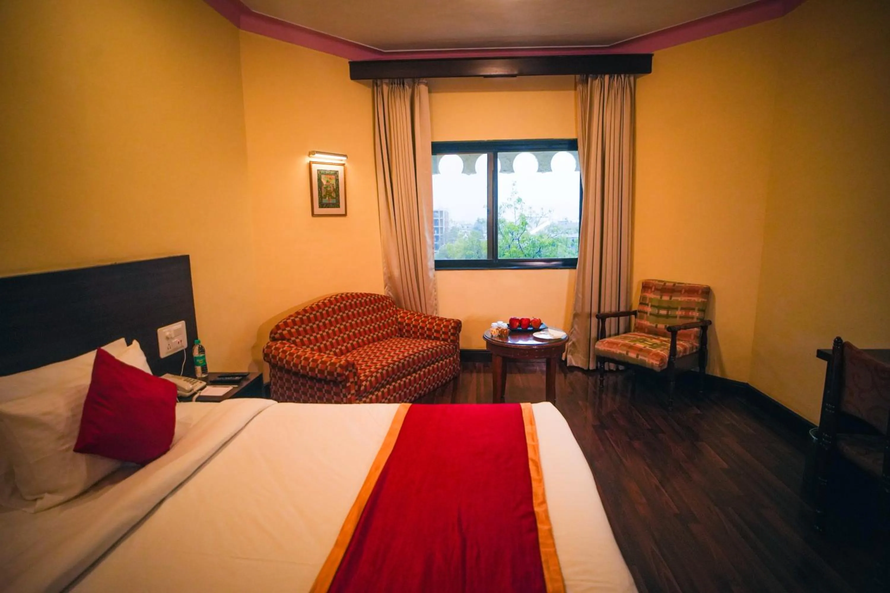 Bedroom, Bed in Ambassador Ajanta Hotel, Aurangabad