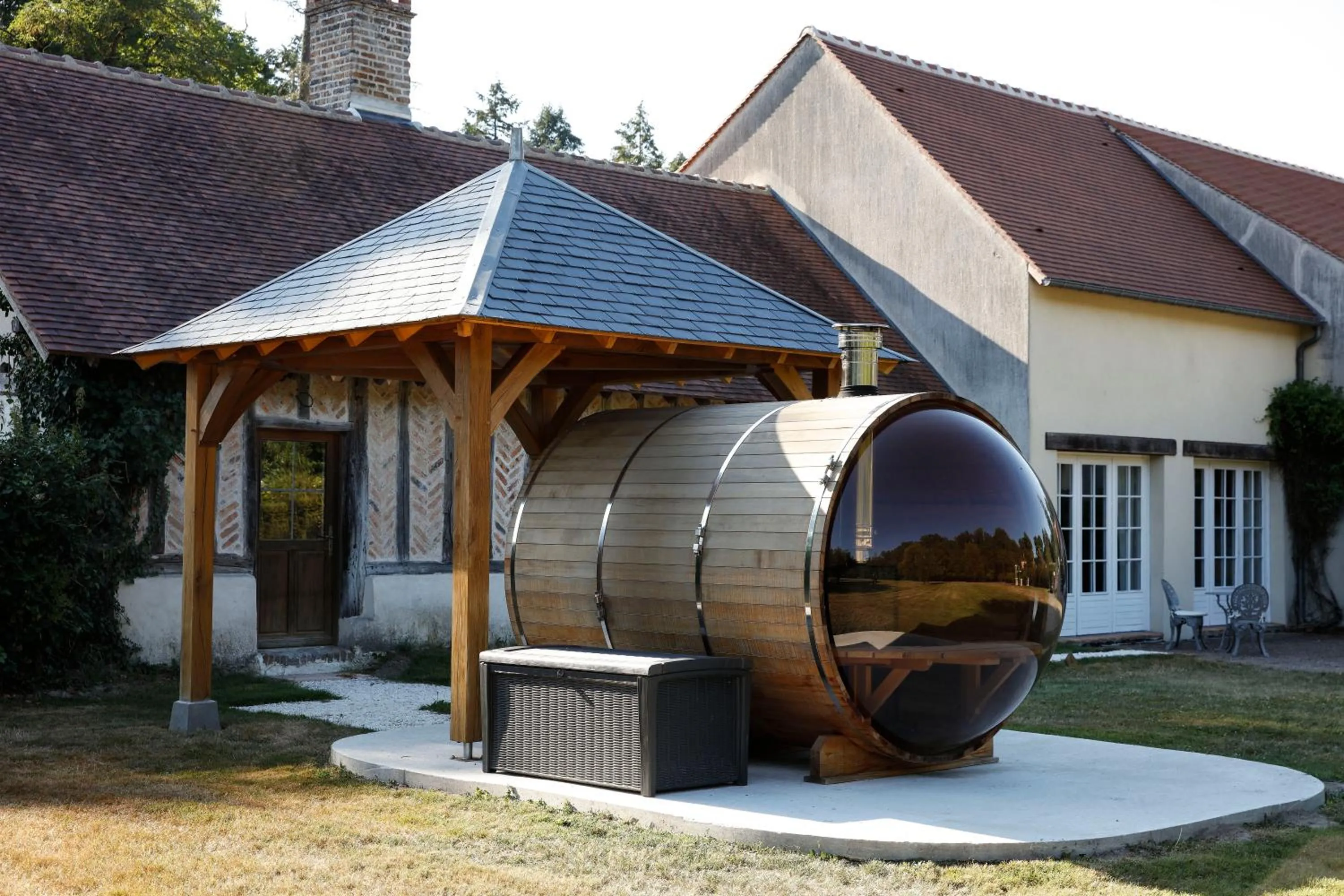 Sauna in Hostellerie Du Château Les Muids