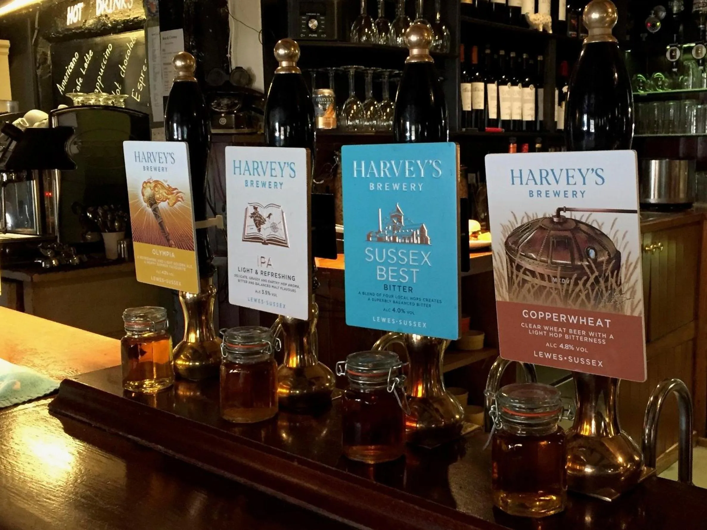 Lounge or bar in Rose and Crown B&B