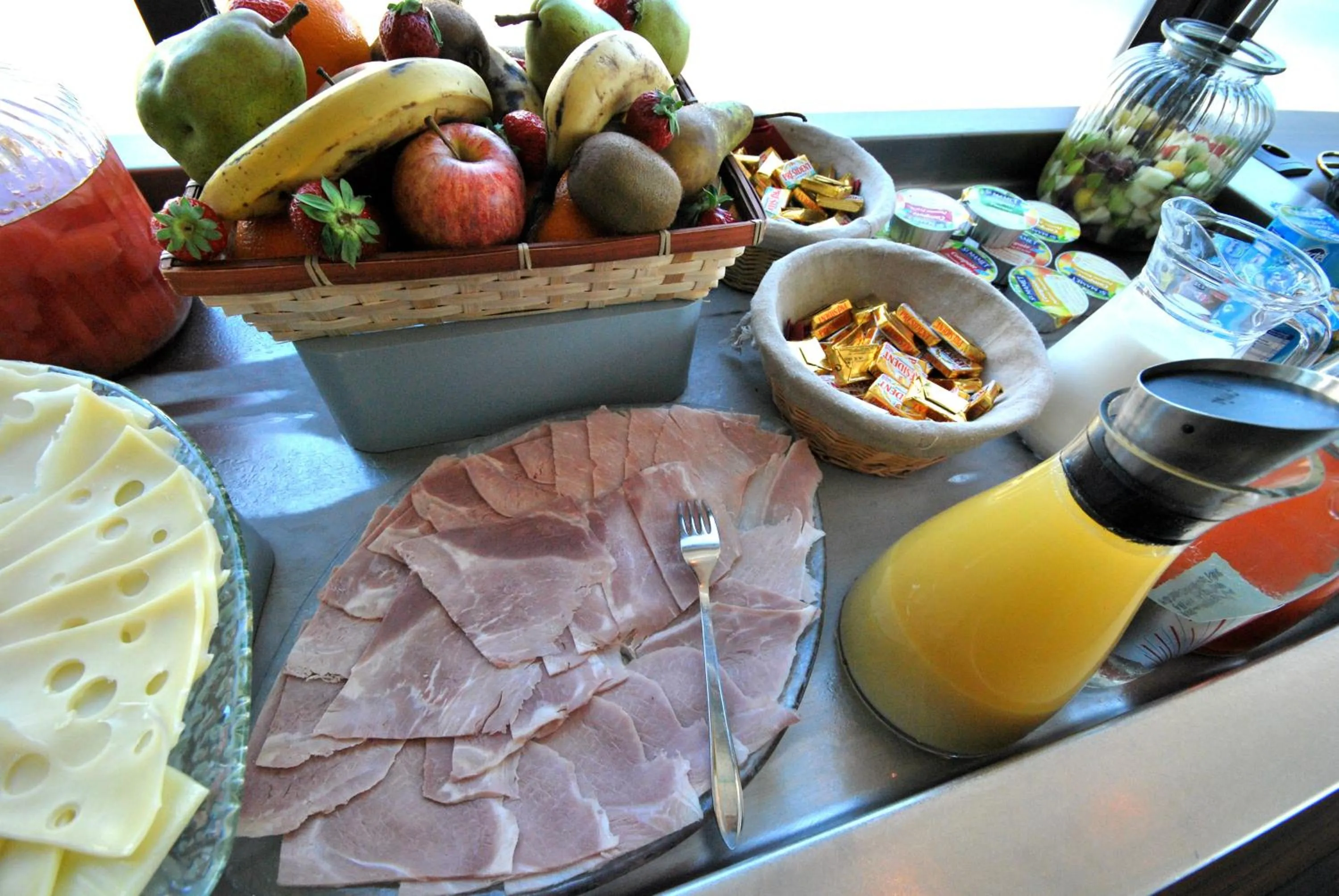 Food in Hotel De Loire et Restaurant Les Bateliers