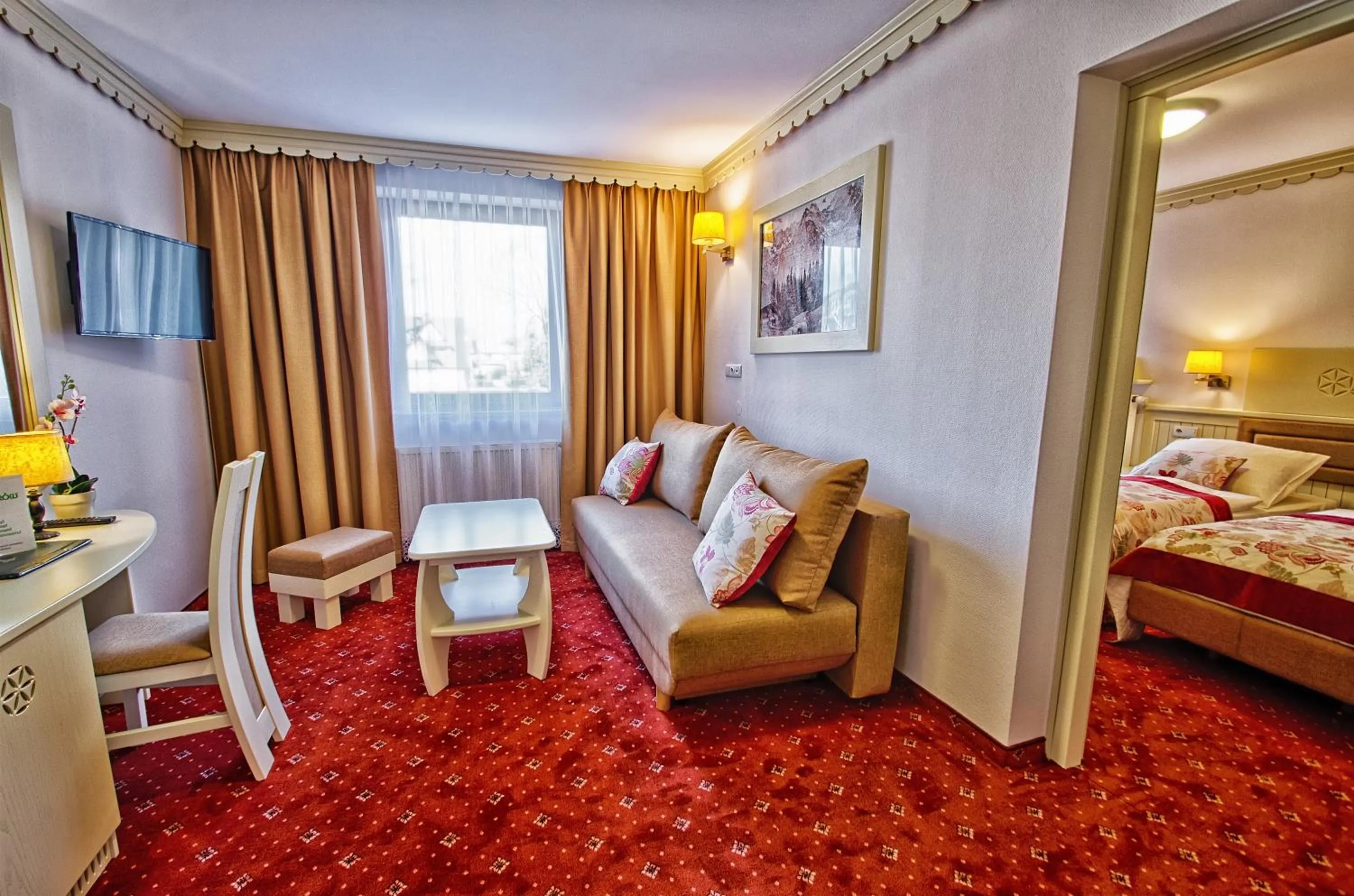 Photo of the whole room, Bed in Hotel Toporów