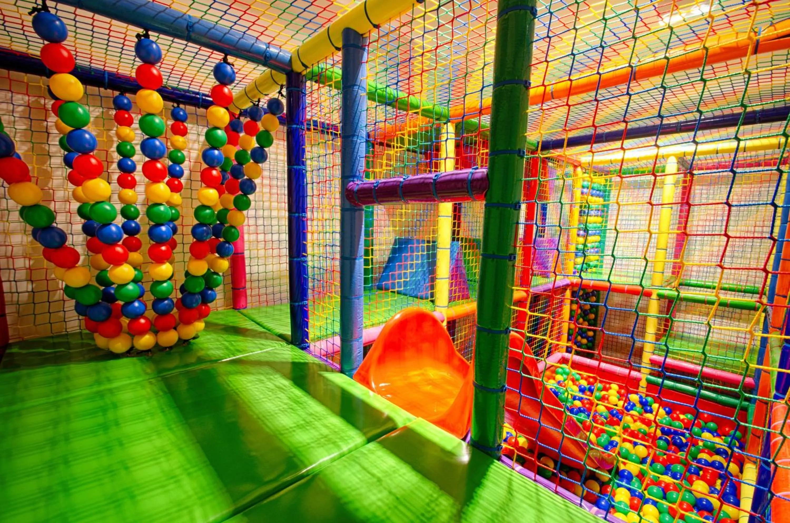 Game Room in Hotel Toporów