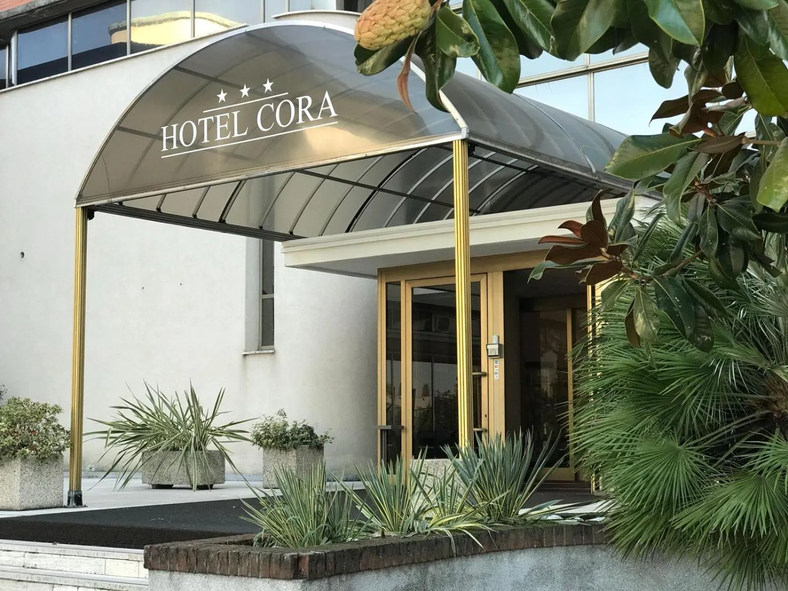 Property building in Hotel Cora