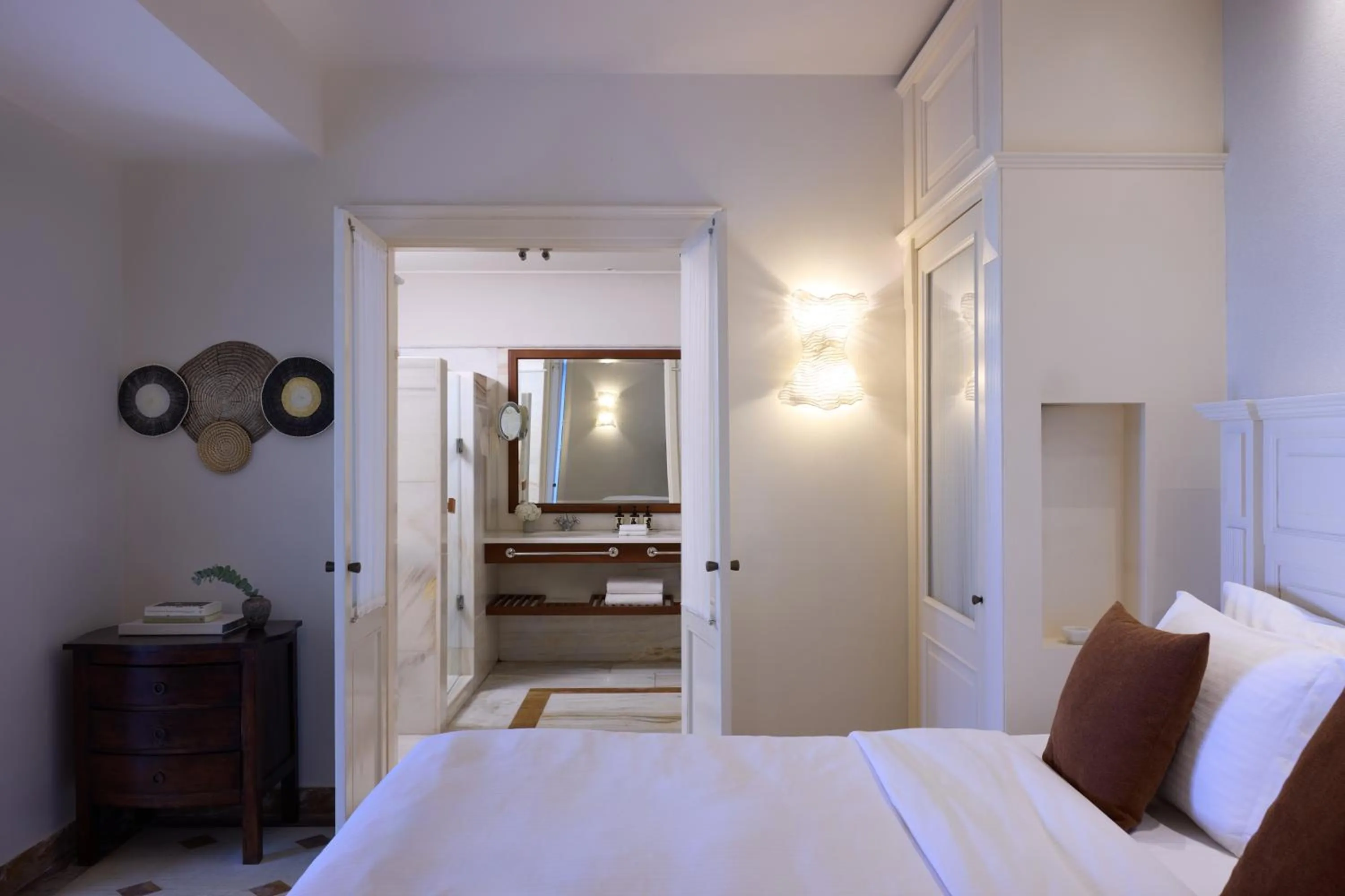 Bed in Elounda Gulf Villas by Sandglass