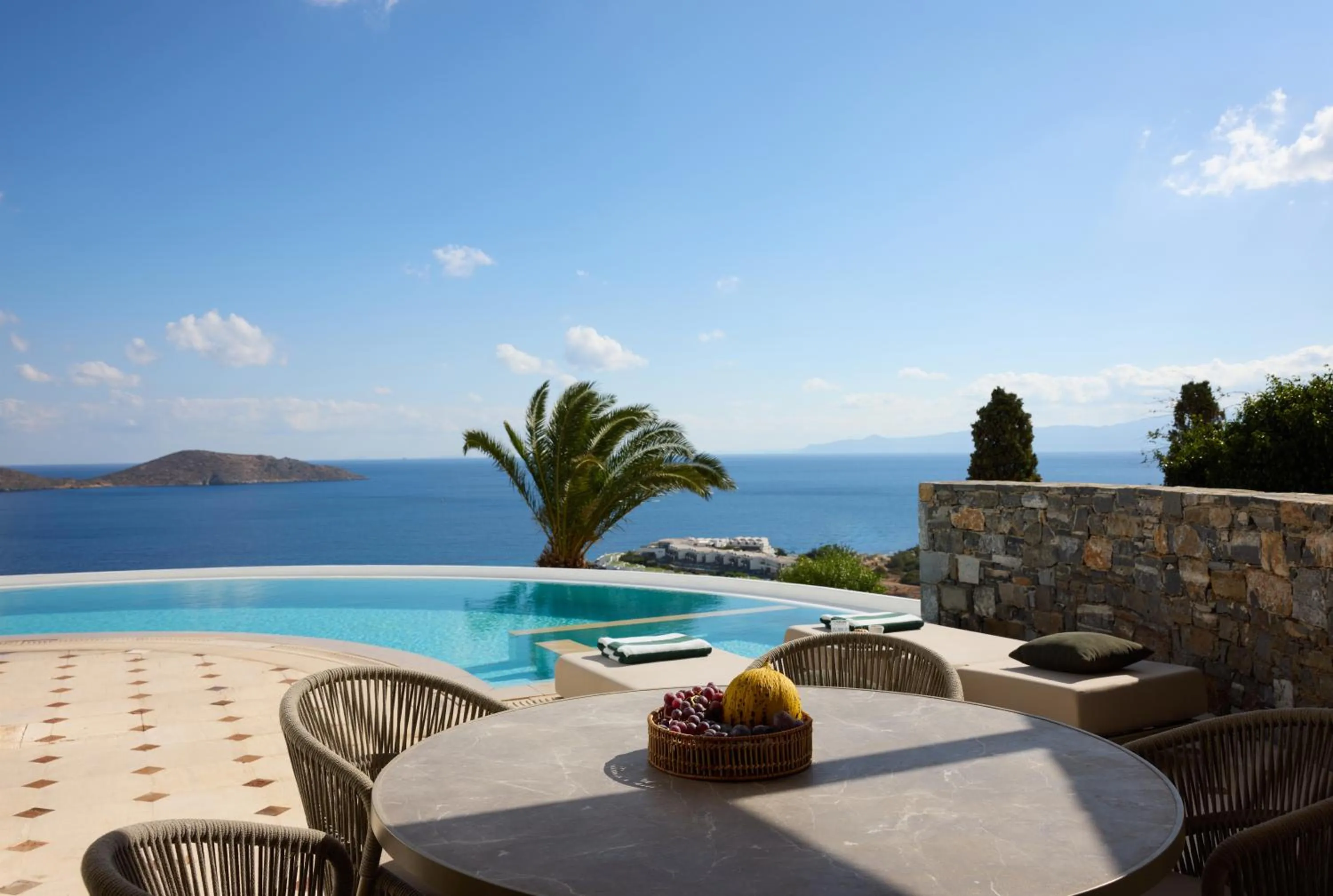 Pool view in Elounda Gulf Villas by Sandglass