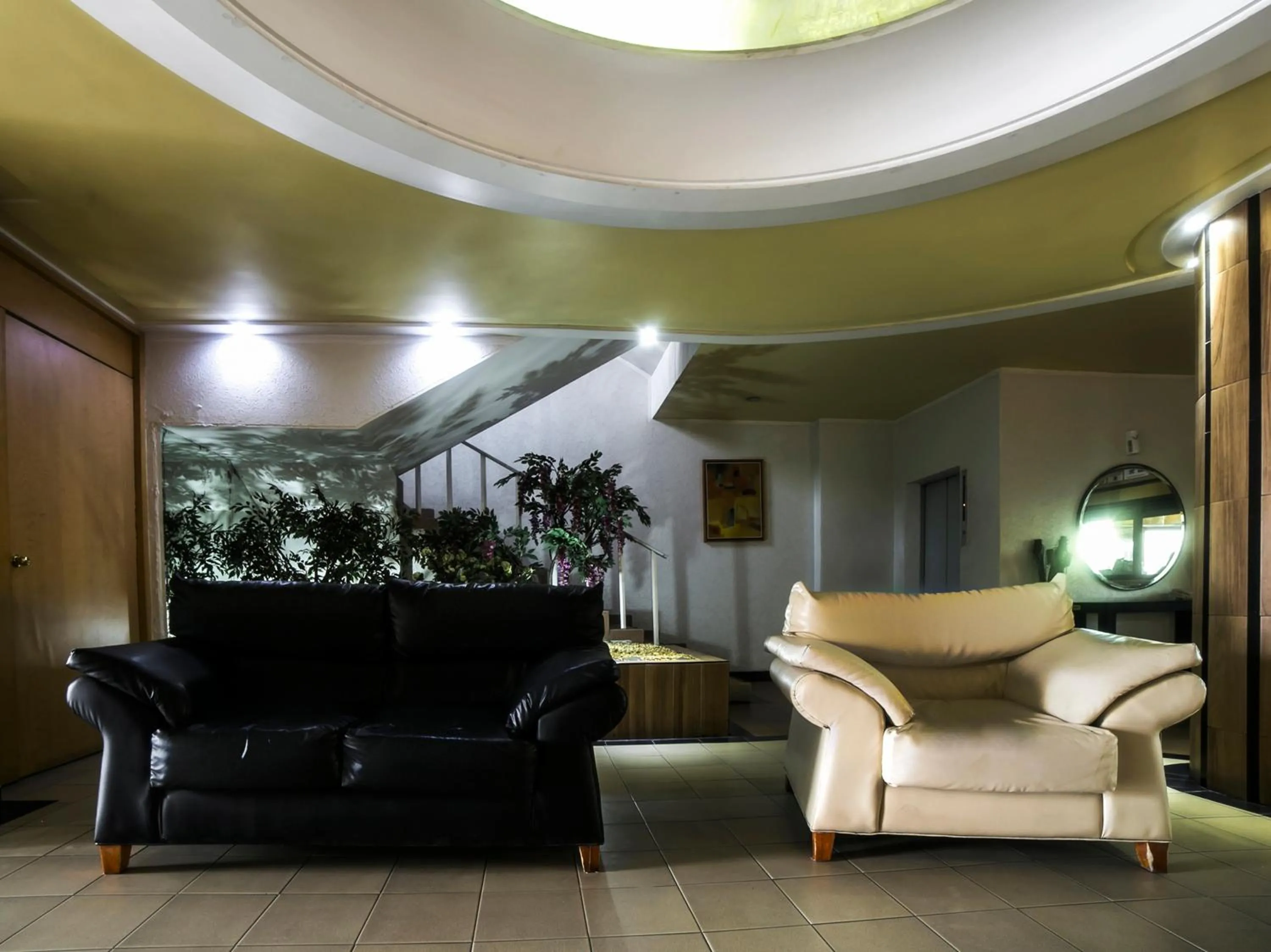 Seating area in Autoparador Del Valle