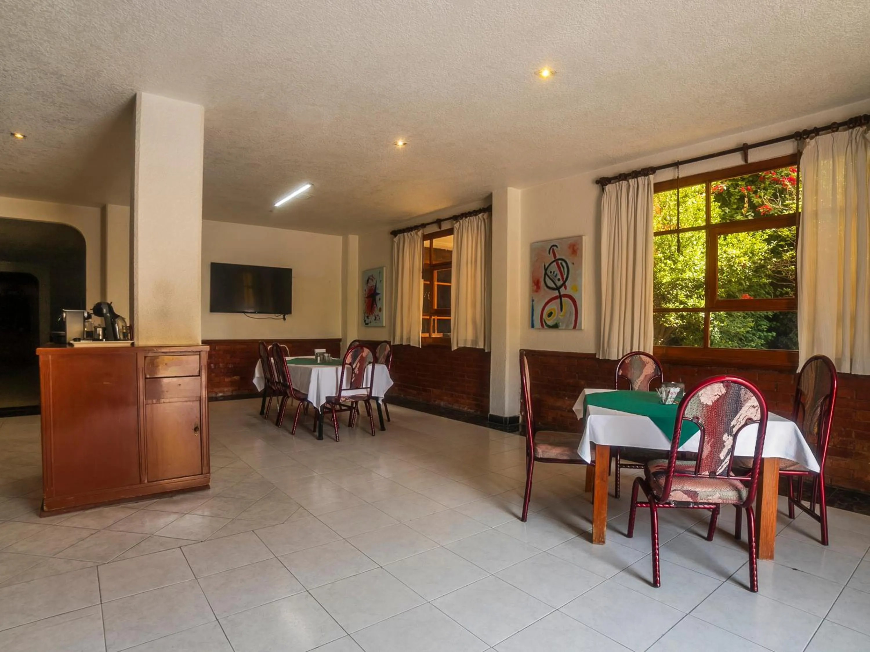 Restaurant/places to eat in Autoparador Del Valle