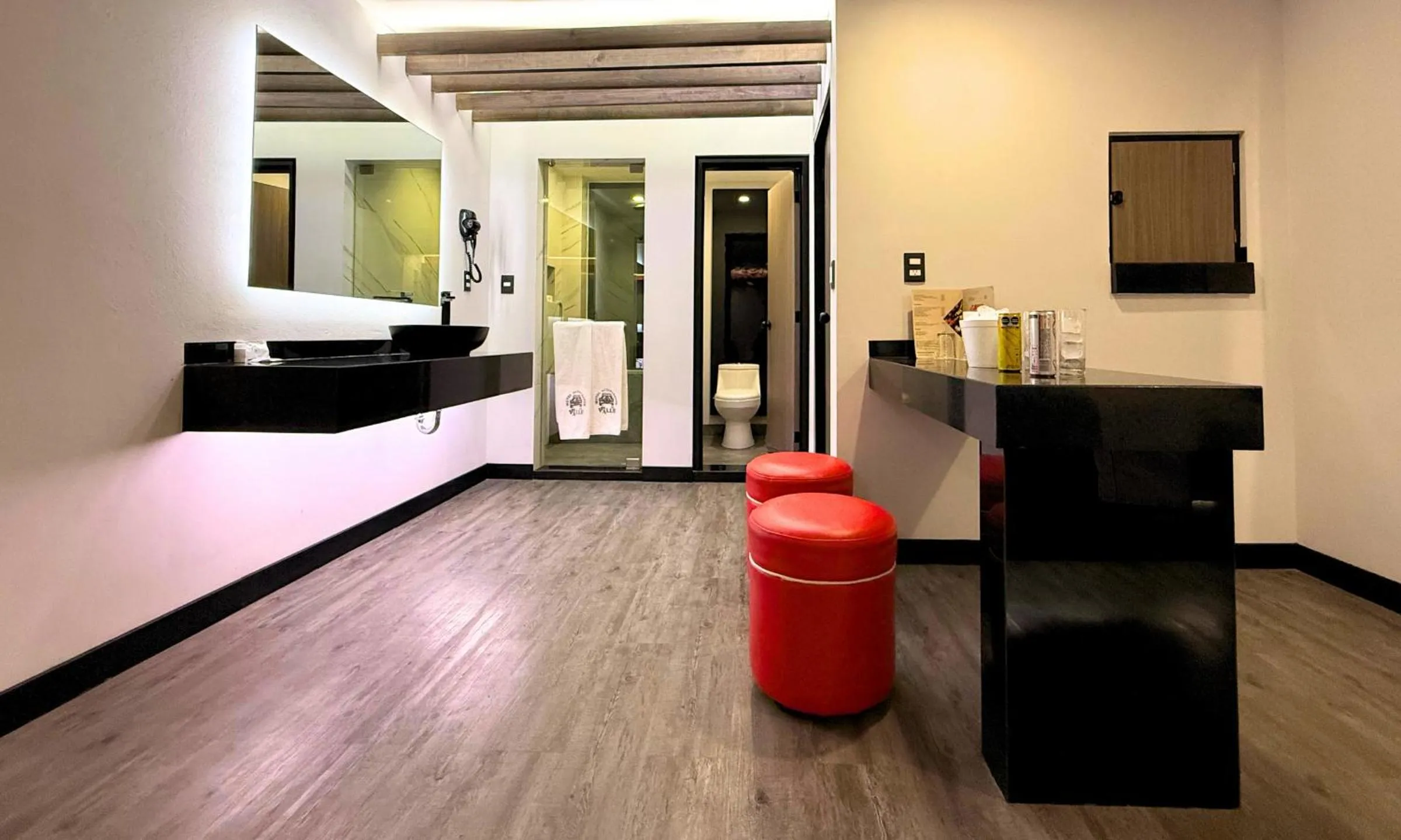 Bathroom, Bed in Autoparador Del Valle