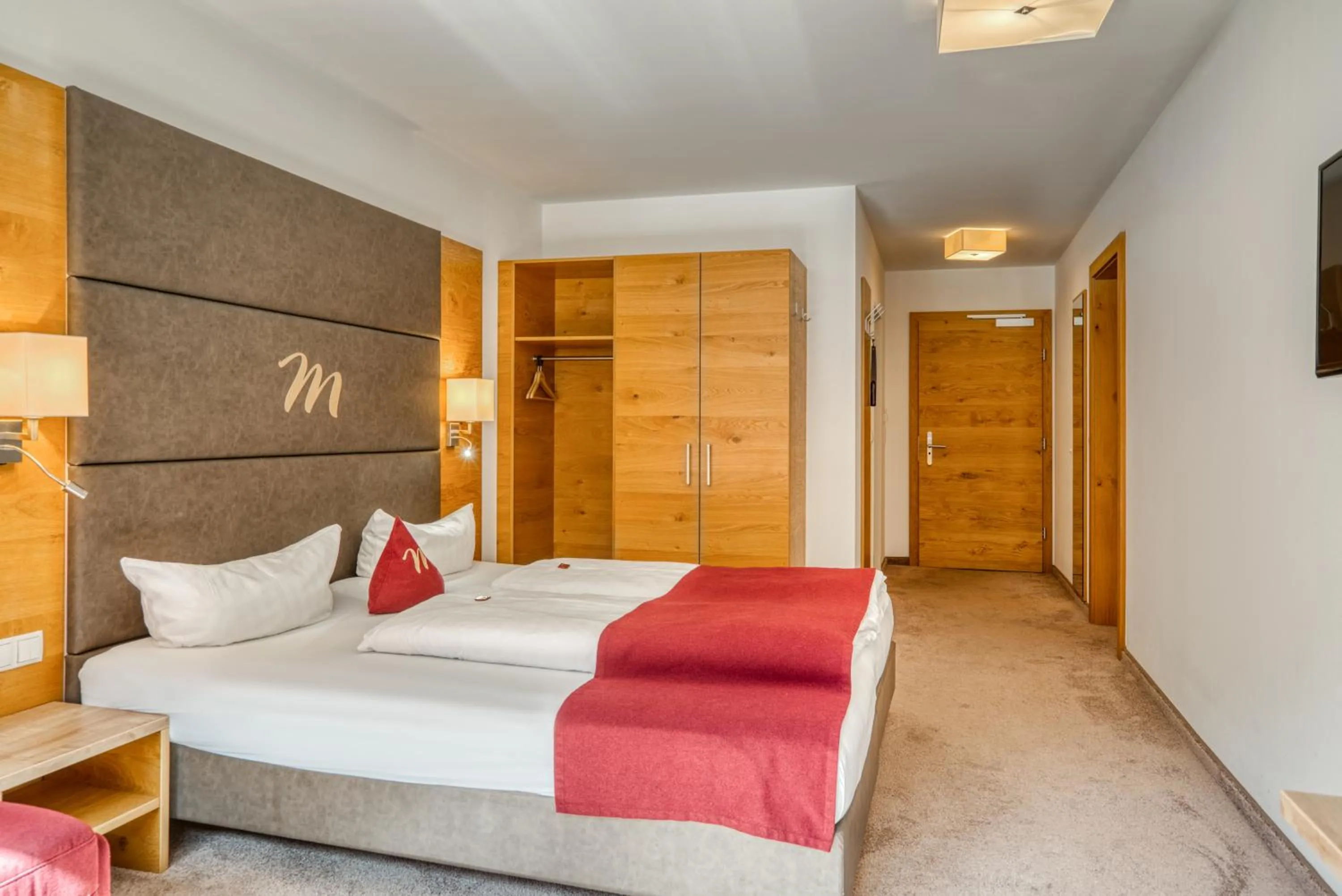 Bedroom, Bed in Mallaun Hotel.Erlebnis